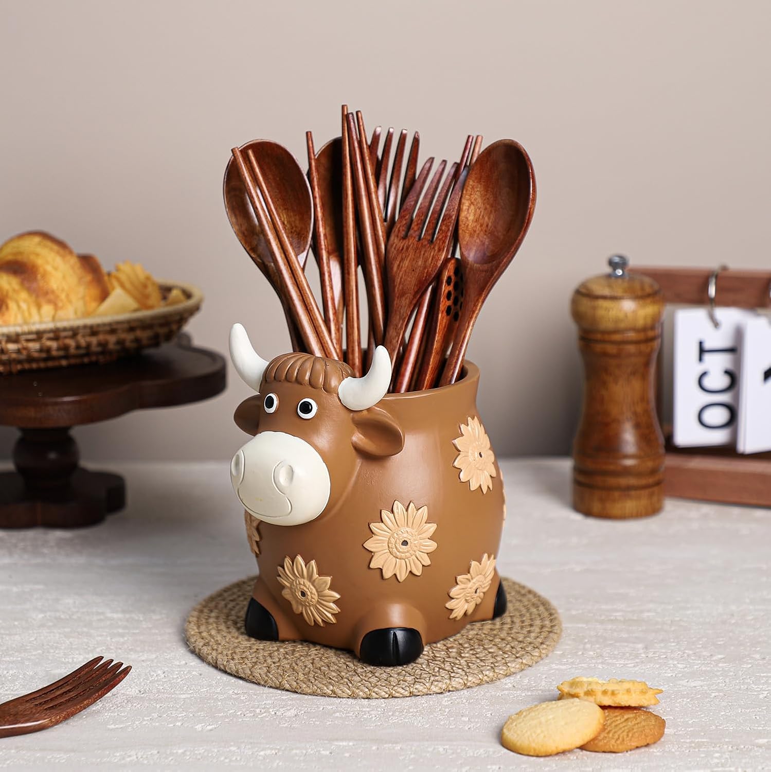 Resin Cow and Sunflower Embossed Kitchen Utensil Holder, Large Cooking Utensil Crocks for Countertop