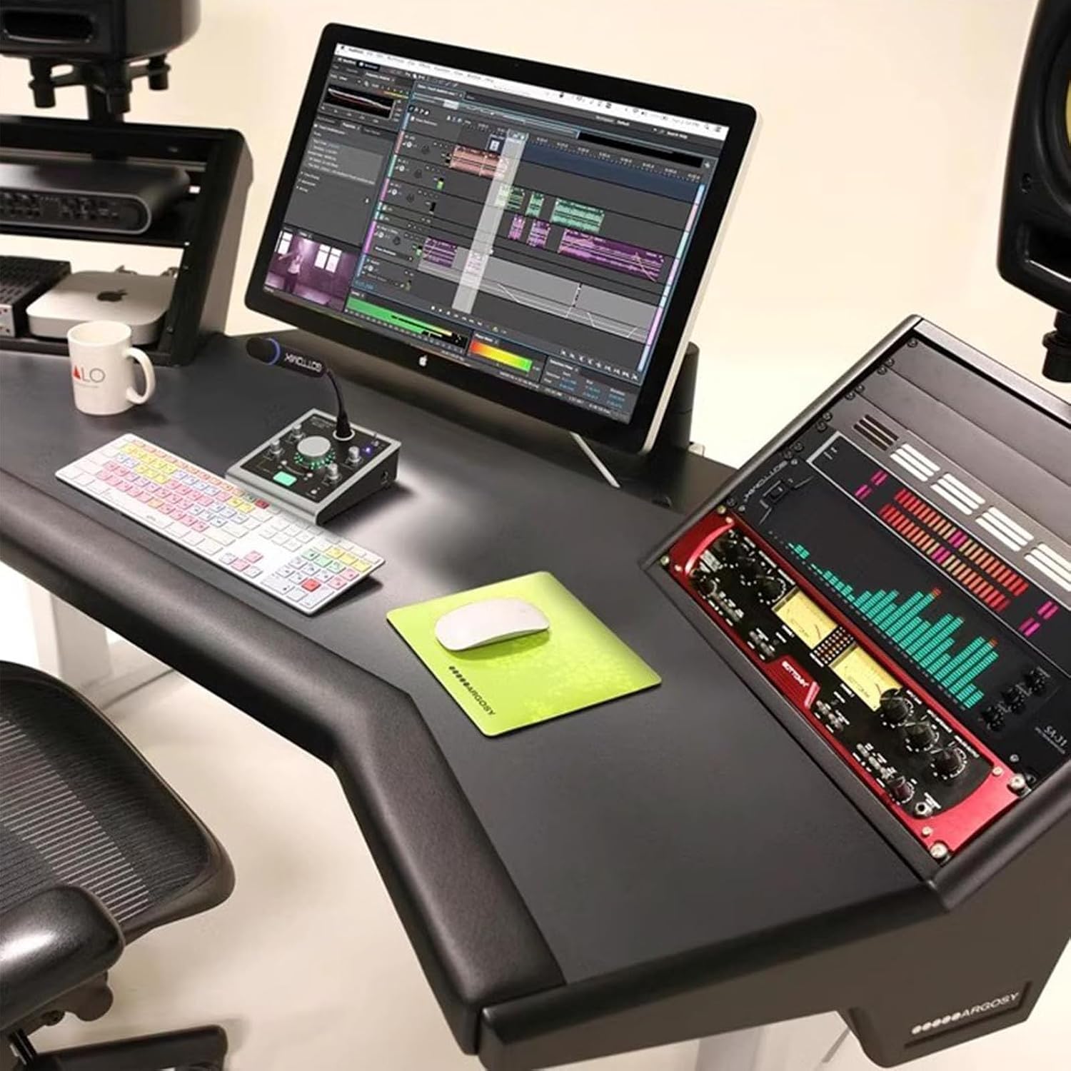 Audio-Spektrumanalysator mit 96-LED-VU-Meter, 8 Anzeigemodi, 5 Helligkeitsstufen, rackmontierbar für Studio und Zuhause. Familientreffen