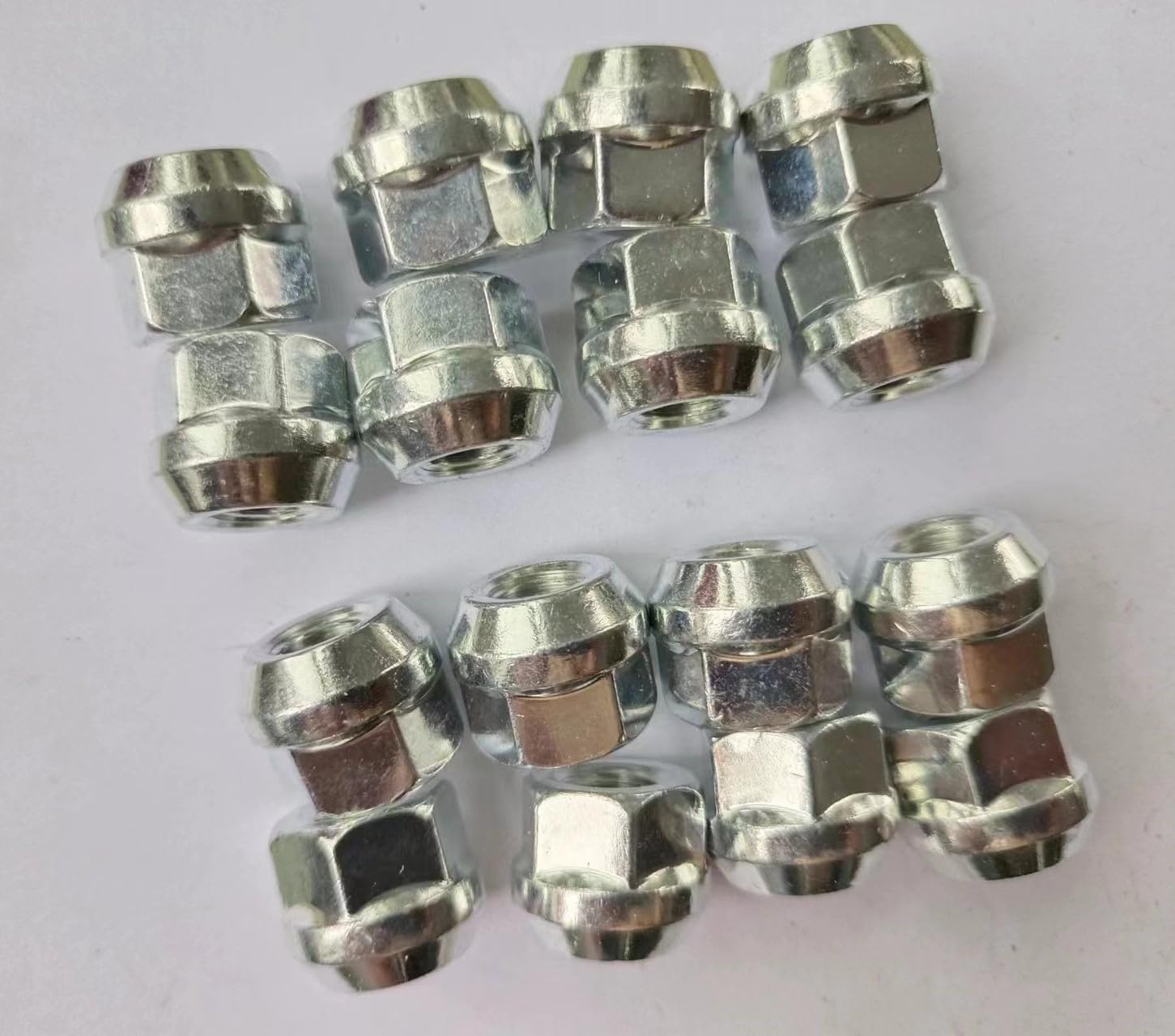16pcs M10*1.25 ATV Wheel Lug Nuts 90314-HM5-A10 Replacement for 1995-2024 Honda FOURTRAX Recon Rancher Fore-Man Rubicon TRX250 TRX300 TRX350 TRX420 TRX500 TRX520 650 680