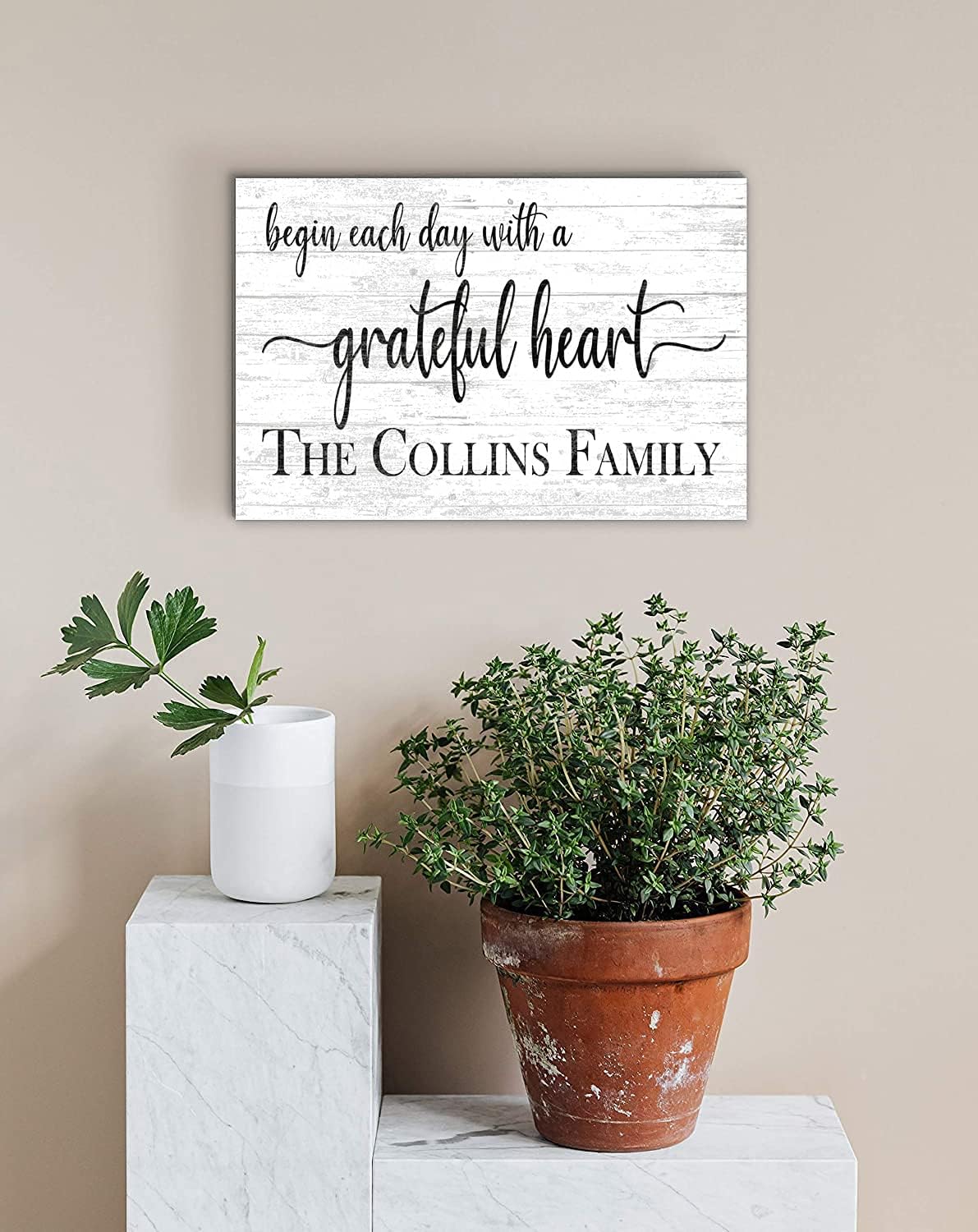 Begin Each Day with a Grateful Heart Sign Rustic Farmhouse Décor Quote Family, Mother's Day, Father's Day, Wedding, Anniversary, New Home Gift Idea (White)