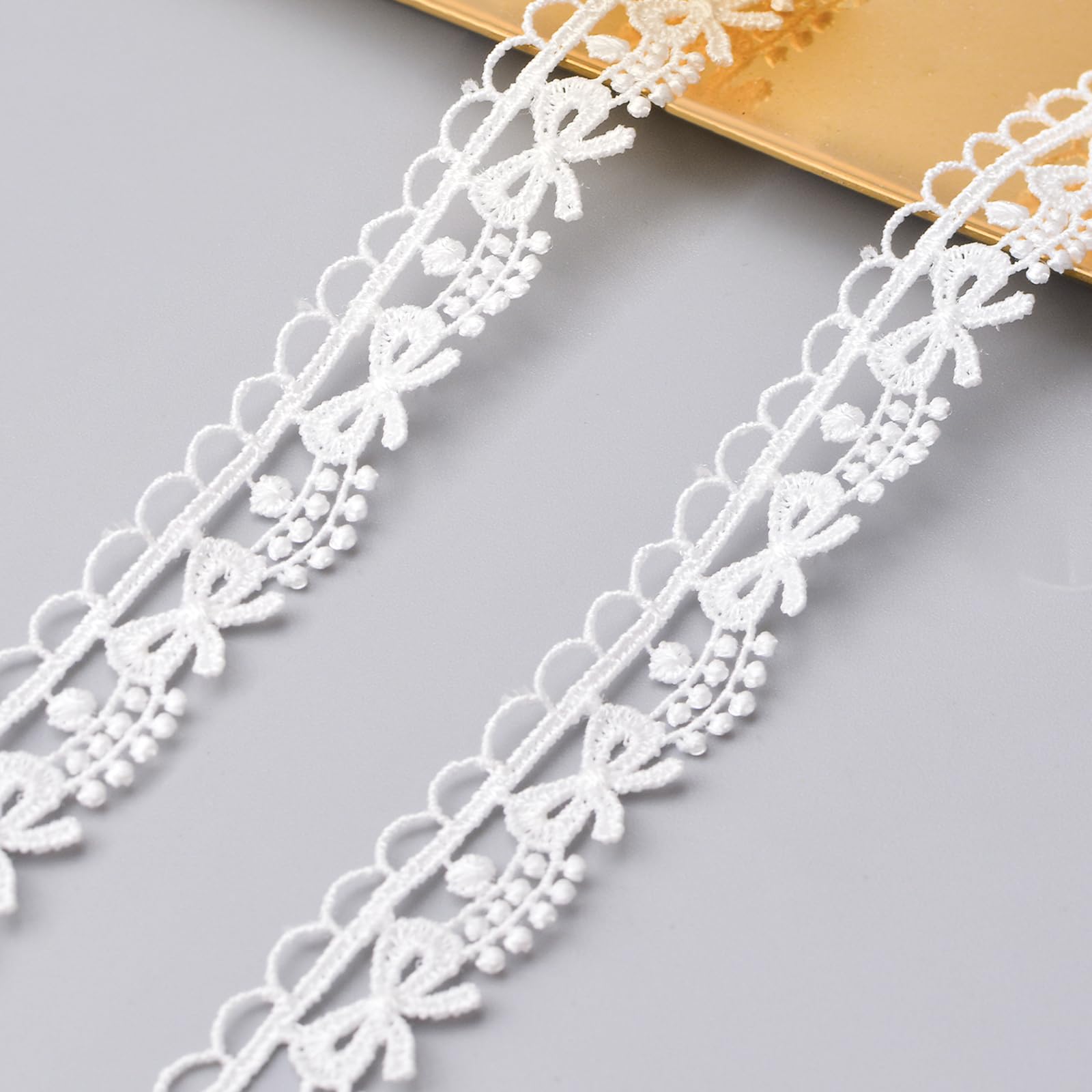 URROMA White Vintage Lace Trim, 15 Yards Polyester Lace Ribbon