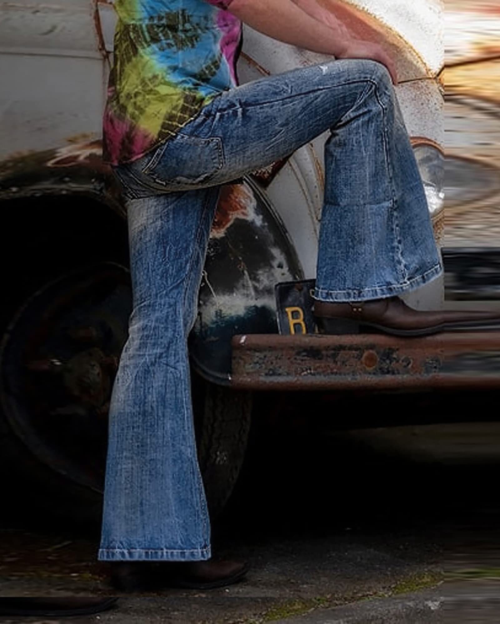 Mens Relaxed Fit Classic Stretch Bell Bottom Jeans product thumbnail 4