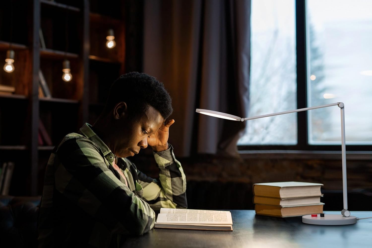 Tricolor Table Lamp - 3 Color Modes (Daylight 6000K, Cool White 4000K, Warm 2700K) - 3500 Lux Bright Light, Adjustable Brightness, Easy Operate Dimmer Switch, Large 6.5" Shade (White)