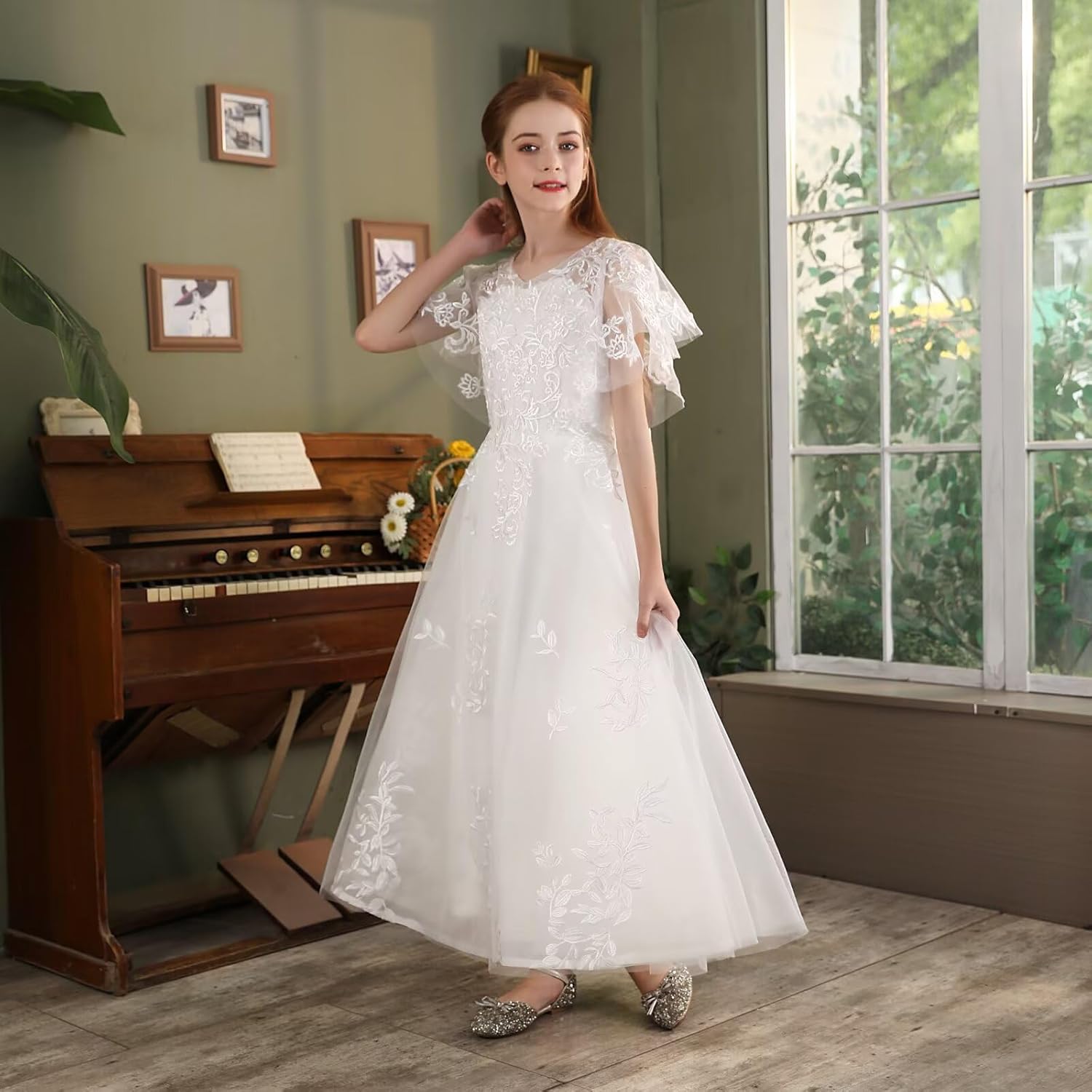 Lace First Communion Dress Ruffle Sleeves Flower Girl Dresses for Wedding Girls Pageant Ball Gown
