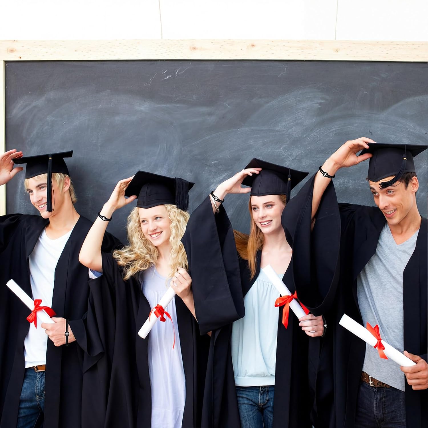 Tondiamo 24 Set Christian Graduation Cross Bracelets Set Bulk with Scripture Cards Bible Verses 2026 Happy Graduation Gifts Adjustable Braided Rope Religious Bracelet for Men Women High School College