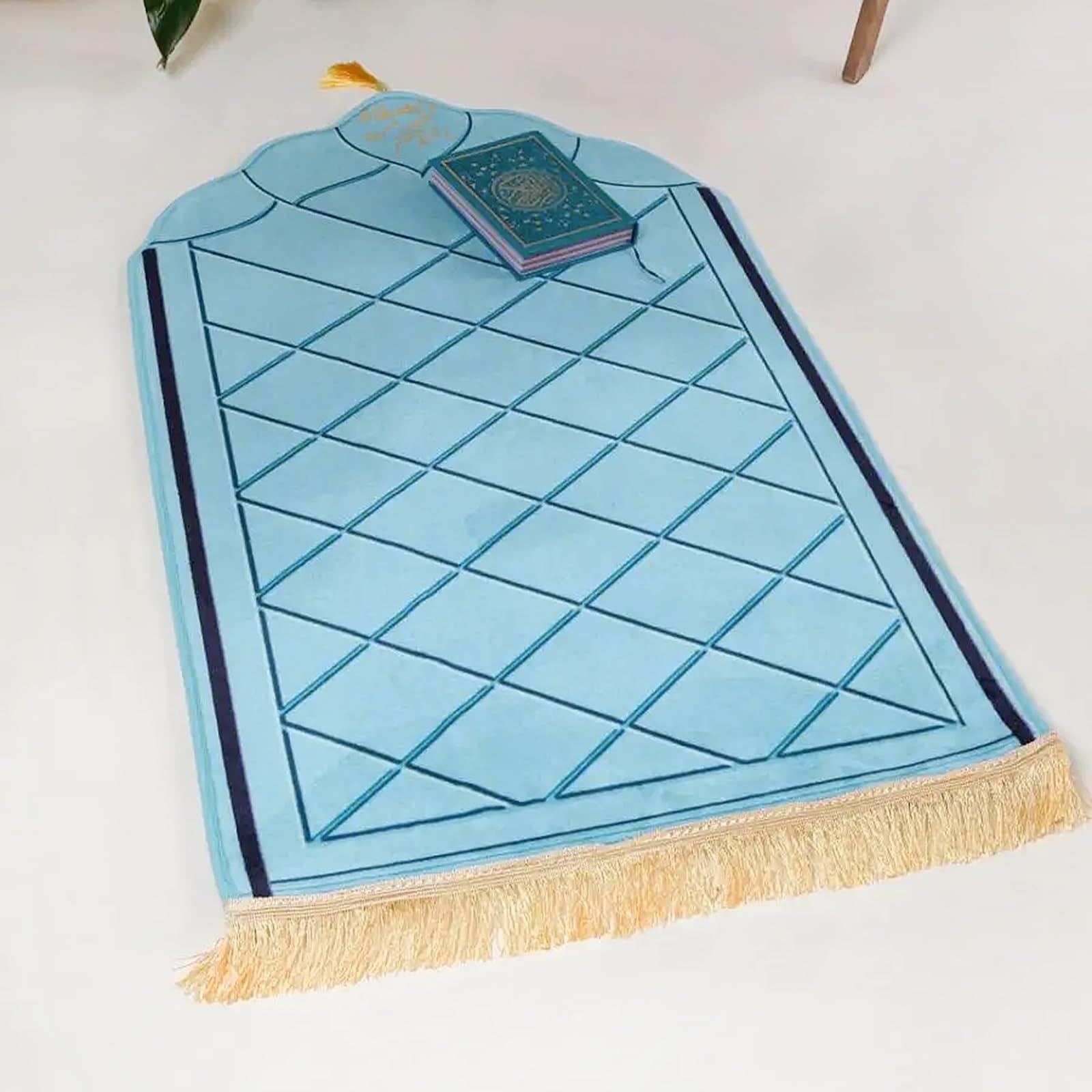 YJZQ Kids' Muslin Prayer Rug Thick Padded Flannel Velvet Rug Islamic Prayer Mat Islamic Prayer Rug Carpet 50x80cm for Boys Girls - Image 3
