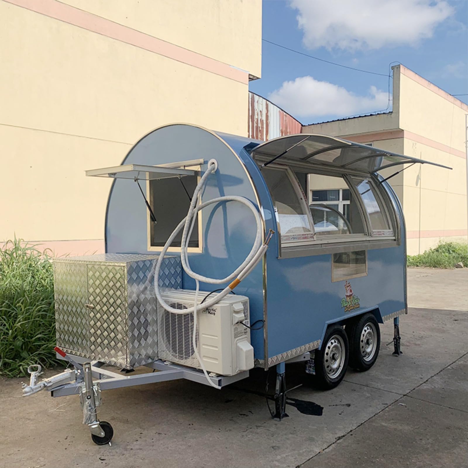 Progettazione pieghevole della terrazza del rimorchio dell'alimento per gli operatori mobili del ristorante | Rimorchio per cibo per ristorante mobile con terrazza pieghevole spazioso interno in acciaio inox cucina e servizio facile