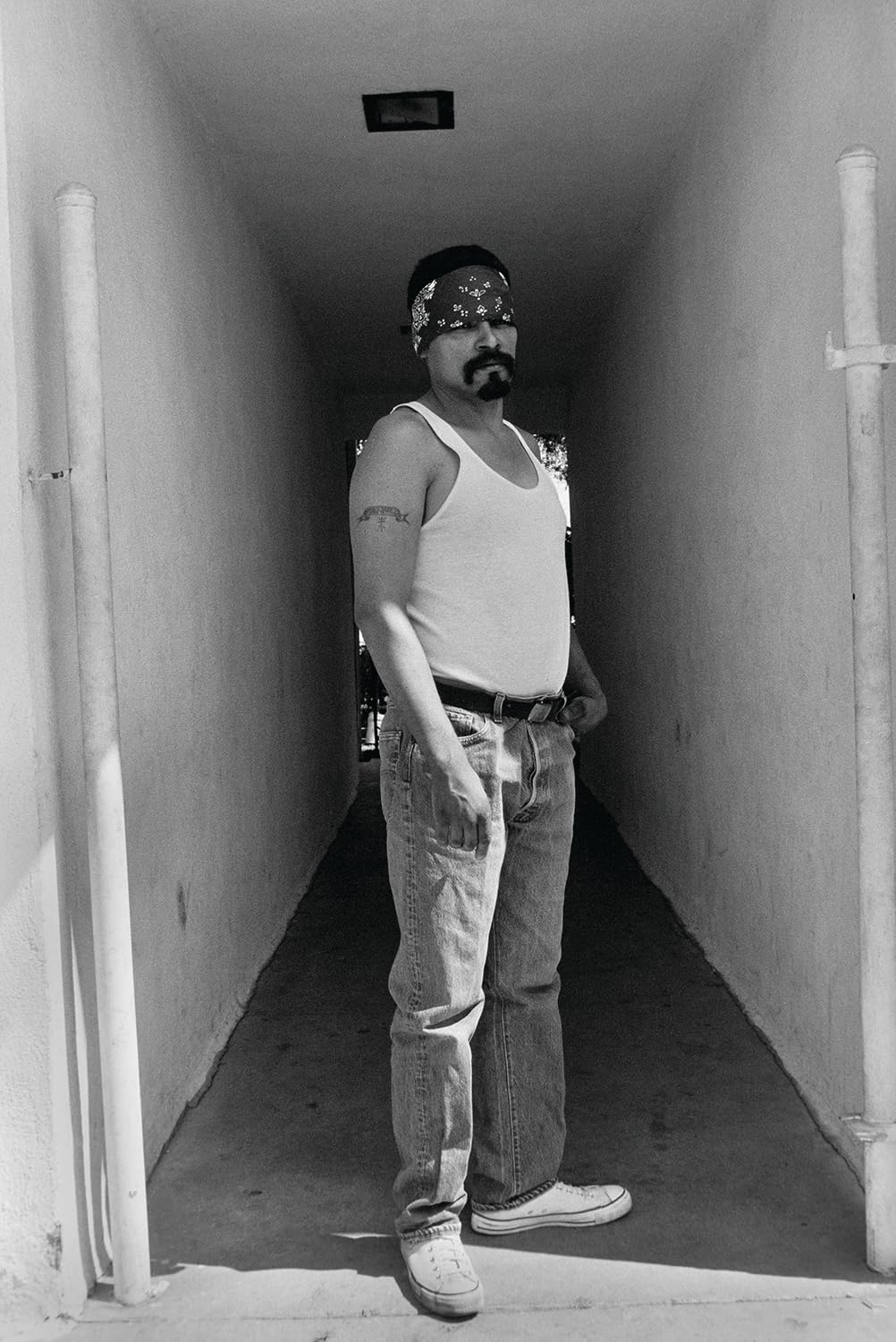 Graciela Iturbide White Fence