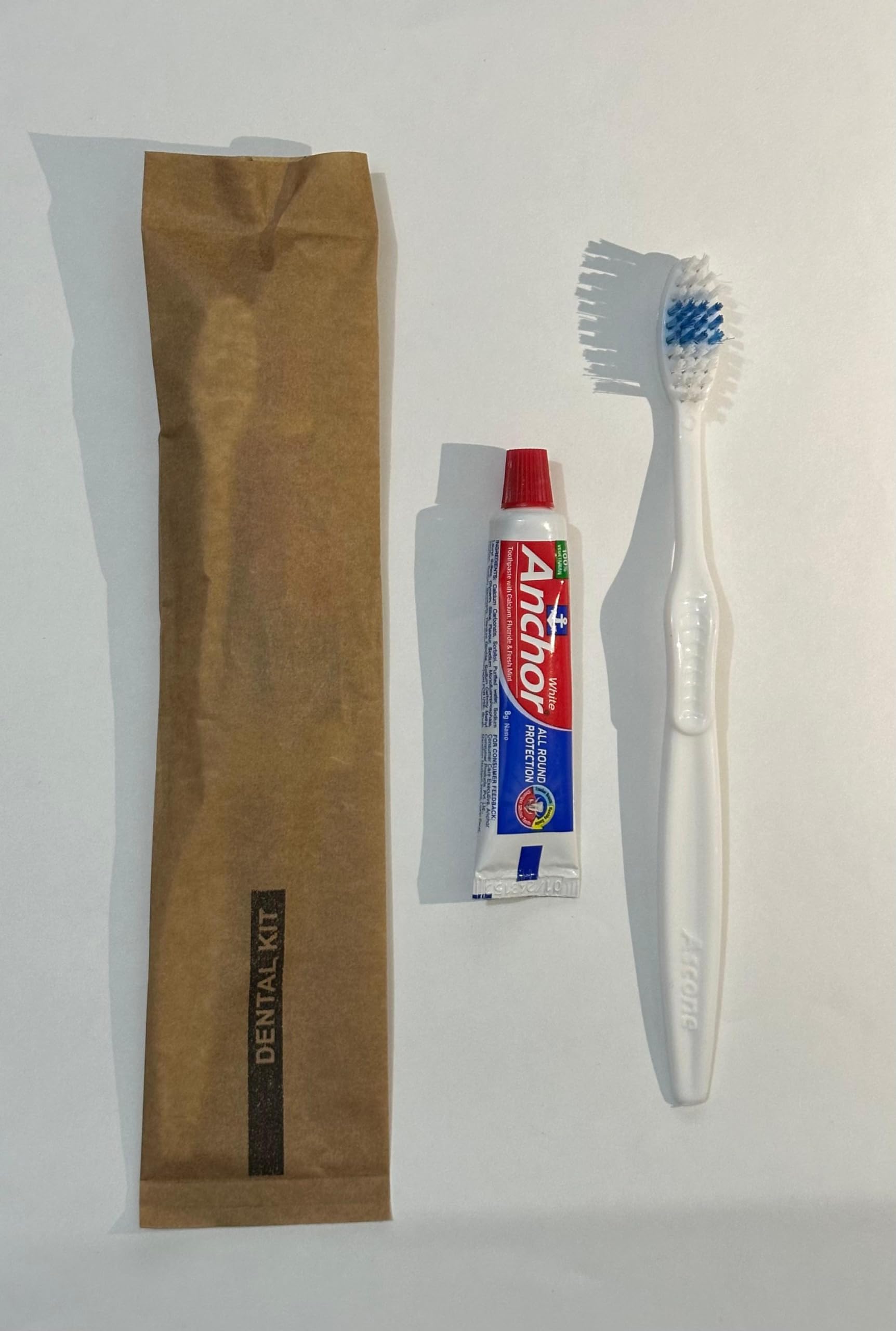 Solution Hotel Dental Kit Toothbrushes With Toothpaste 8g