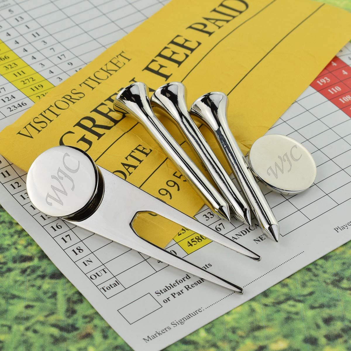 Gtr-Prestige Giftware Silver Personalised Engraved Italic Design Golf Gift Set With Initials On Markers And Tees In A Gift Box