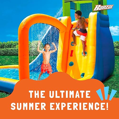 Miniatura 5 de Banzai Splash Falls - Tobogán inflable para parque acuático al aire libre, arco de aspersión en cascada, pared de escalada y piscina con soplador y