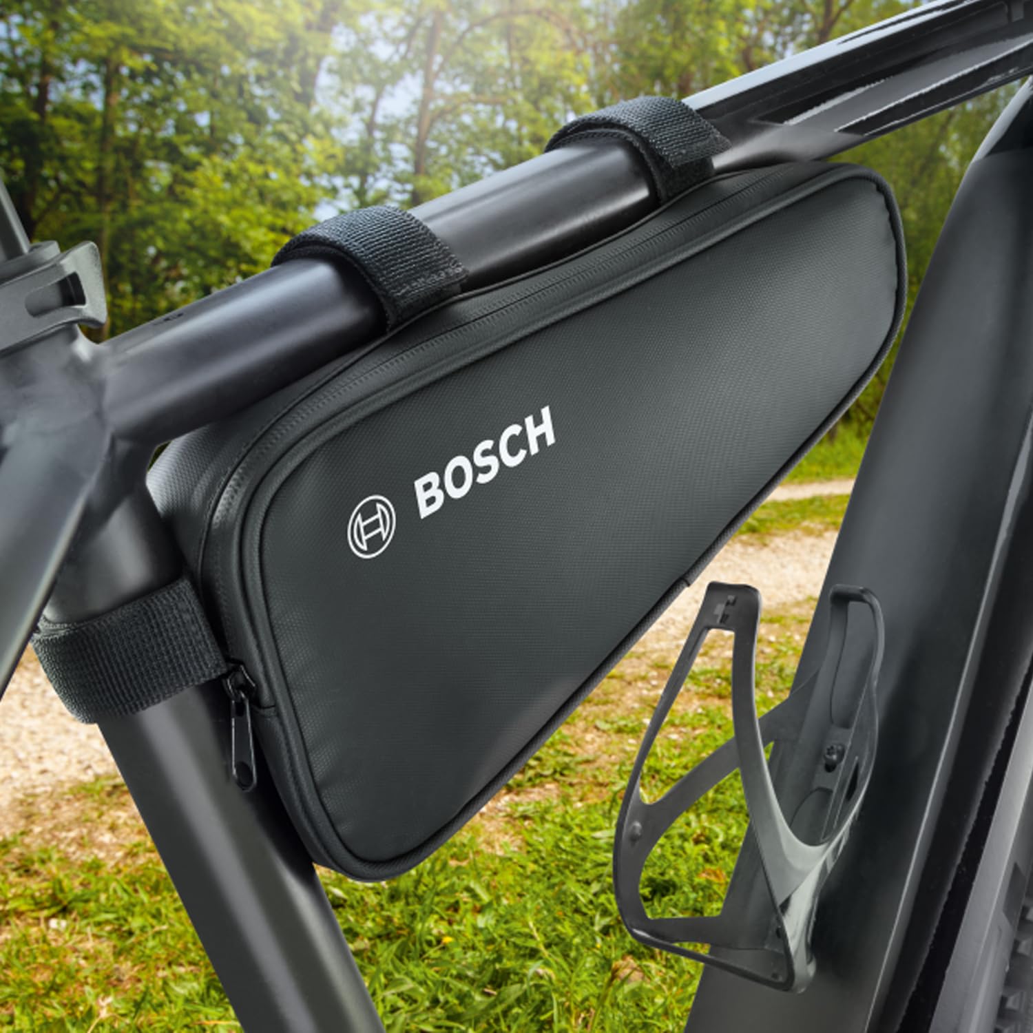 Bosch Home and Garden Cordless Air Pump/Air Pump for Air Mattress EasyInflate 18V-500 (Without Battery; 18 Volt System; Inflate Or Deflate Airbeds, Paddling Pools and Other Toys; in Carton Packaging)