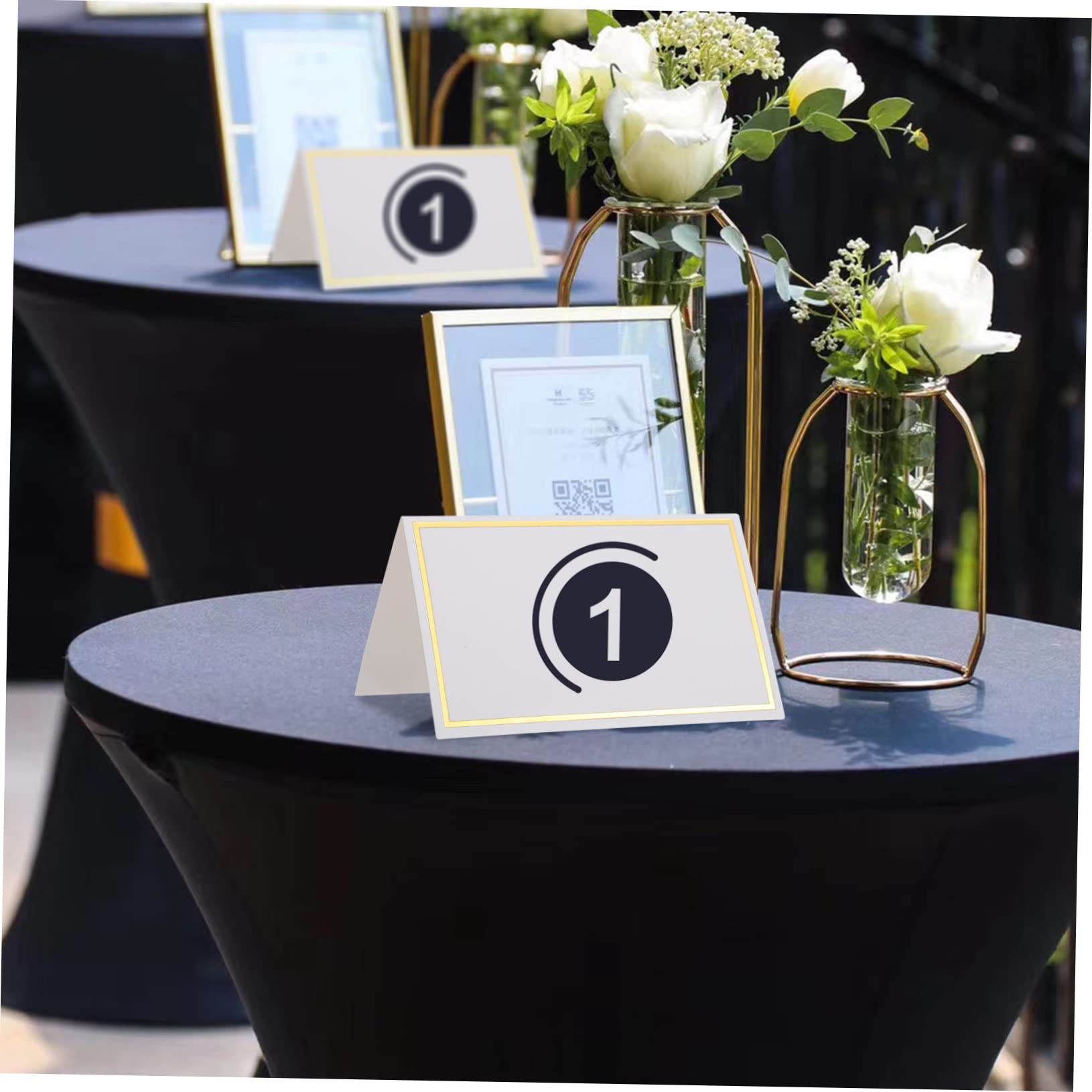 HOMSFOU 100Pcs Decorative Blank Place Cards for Weddings Parties Events Folded Table Cards with Chic Design Smooth Writing Surface for Table Settings and Decorations