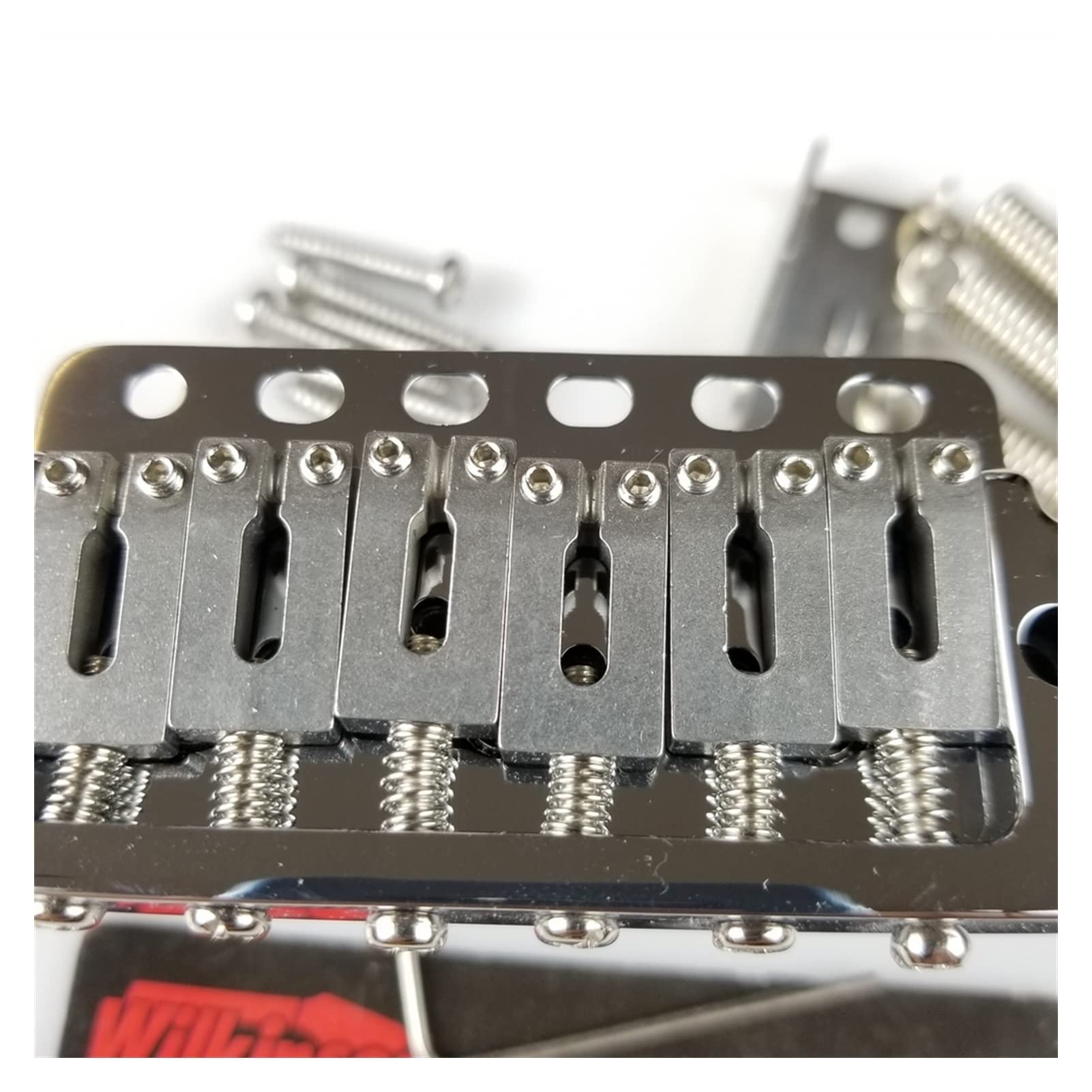 Parti di ricambio chitarra Argento Cromato San Guitar Elettrico Tremolo System Bridge + Selle In Acciaio Inox
