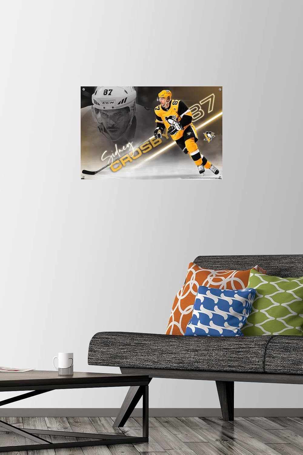 Trends International NHL Pittsburgh Penguins - Sidney Crosby 21 Wall Poster, 14.725" x 22.375", Premium Poster & Push Pin Bundle 22.4"L x 14.7"W Premium Poster & Push Pin Bundle