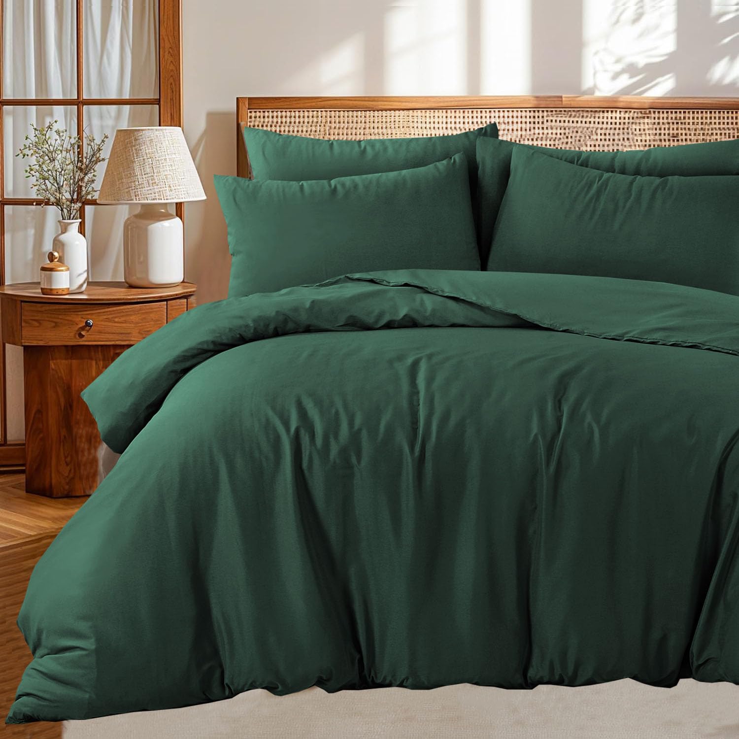 StudioMaas Single Duvet Cover Set Deep Taupe - Microfibre Quilt Cover with 1 Pillowcase Soft Breathable Easy Care Wrinkle Free Single Bedding Sets of 2 Pcs (Single, Forest Green)