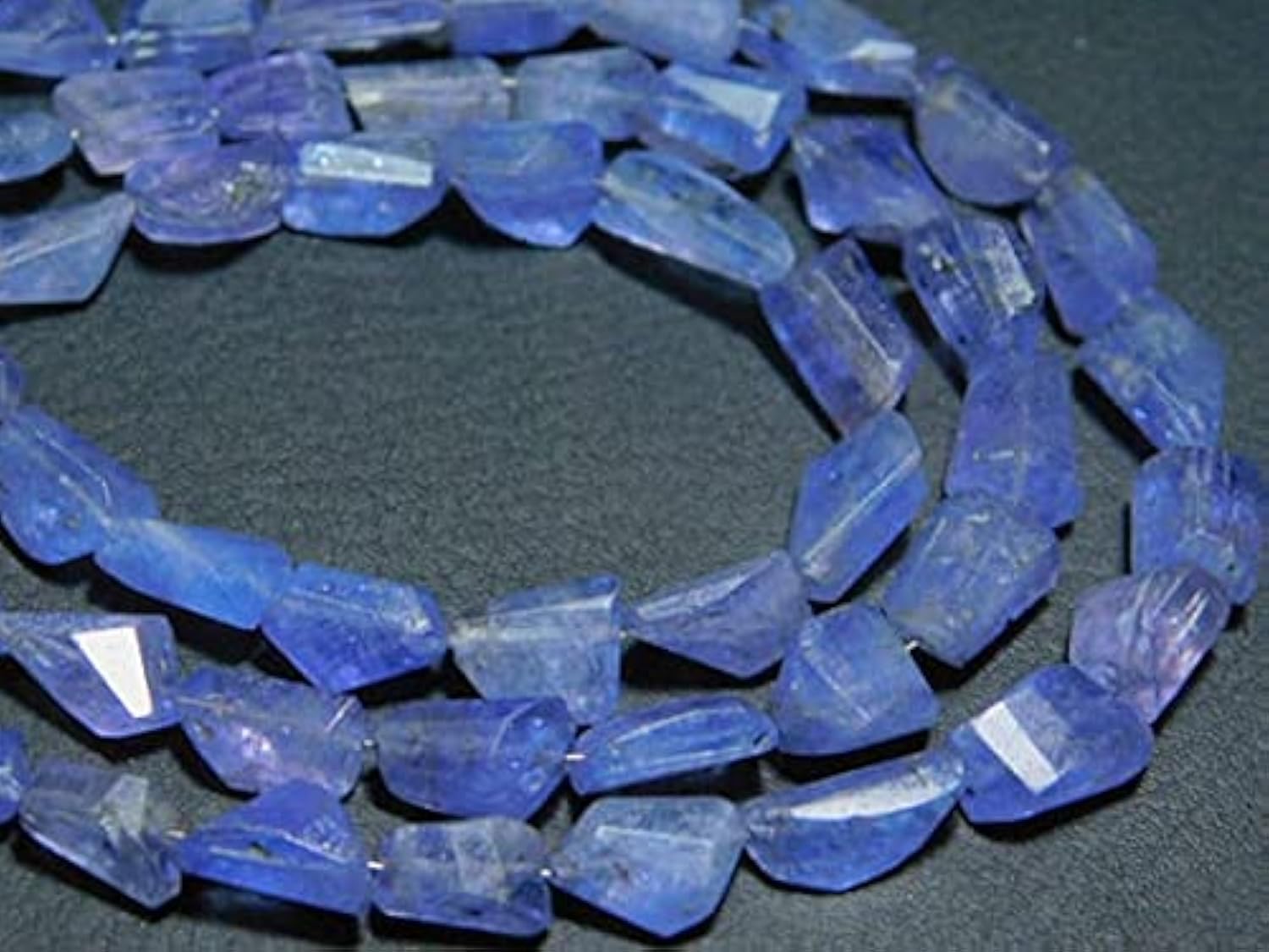 Tanzanite facettée AA perles nuggets 7-12mm pour fil de création de bijoux
