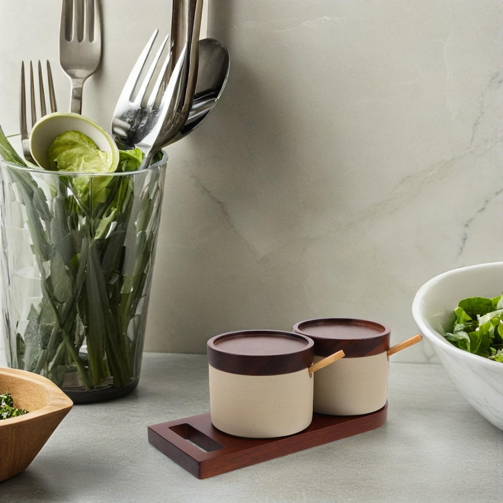 Artibetter Juego de Botes para Especias de Cerámica con Tapa de Madera y Cuchara, Adecuado para Cocina y Café, Diseño Minimalista y Funcional para Condimentar Fácilmente