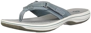 clarks flip flops womens amazon