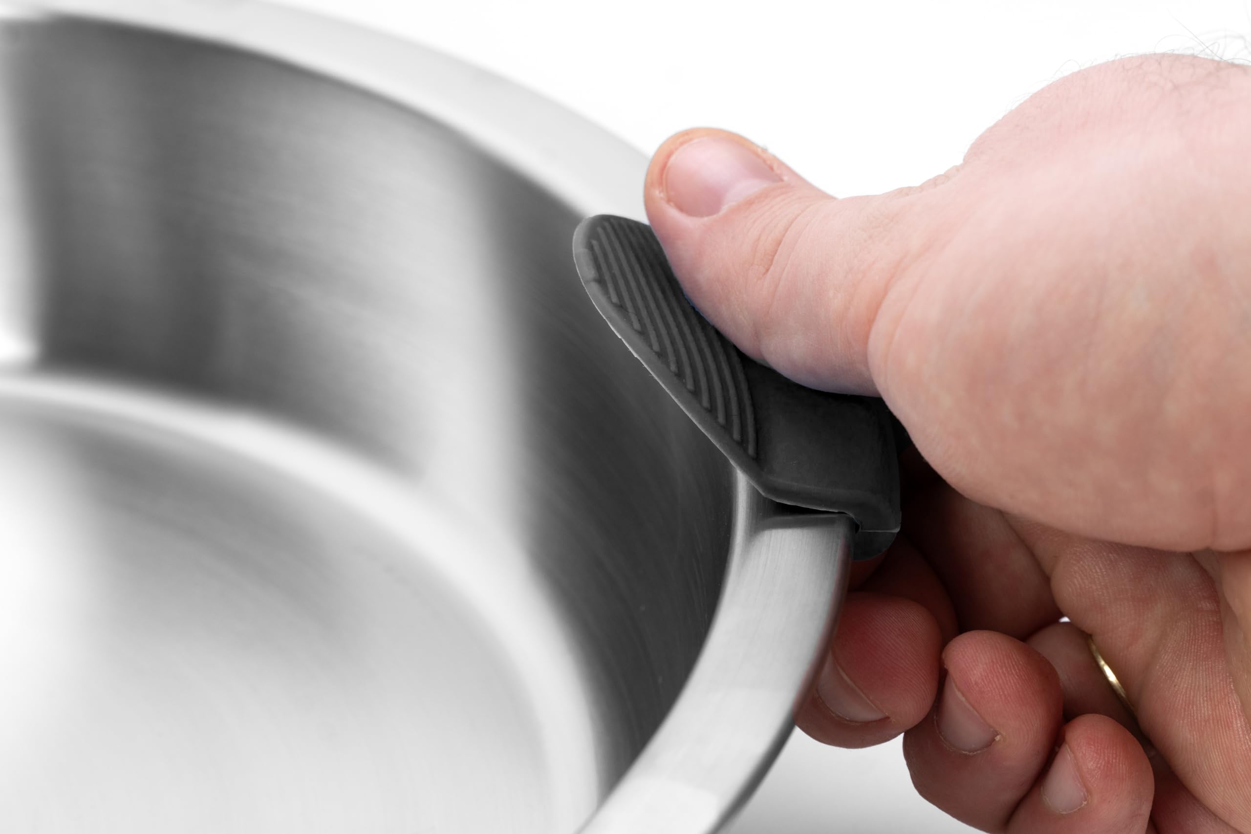 nesto stapelbares Topf- und Pfannenset 13-tlg. Schwarz, 3 Edelstahltöpfe, Spülmaschine, Induktion, Backofen, Antihaftpfanne, abnehmbarer Griff, 4 Deckel, für Paare, Camping, Reisen