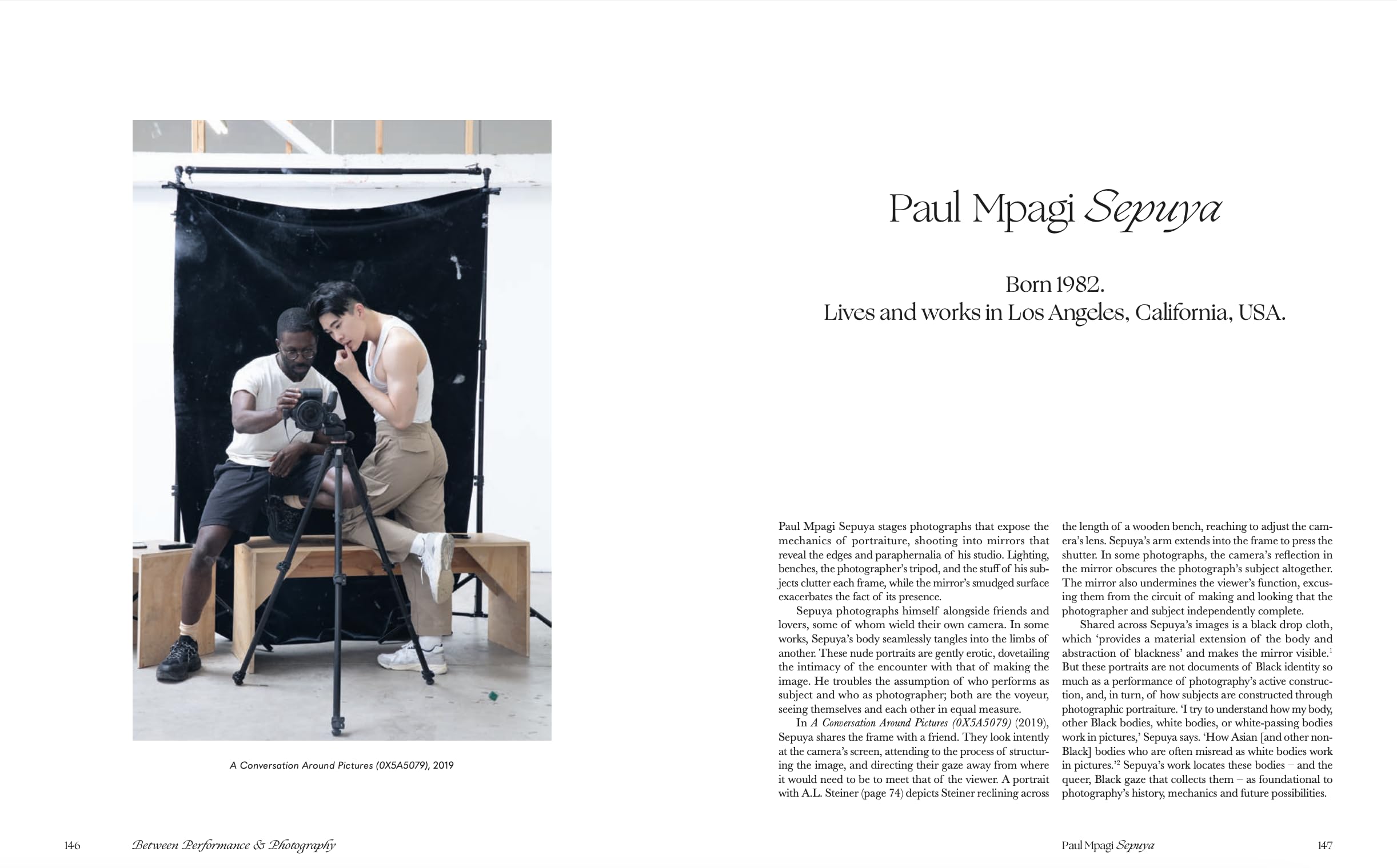 Photography A Queer History (new edition) /anglais: How LGBTQ+ photographers shaped the art