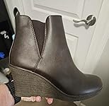 Review Image by Keelin Mée Smols Keelin Mée Smols