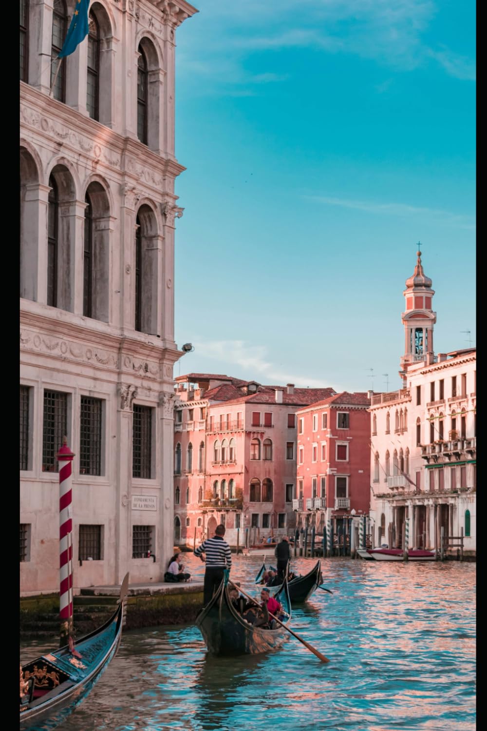 A History of Venice (City Histories)