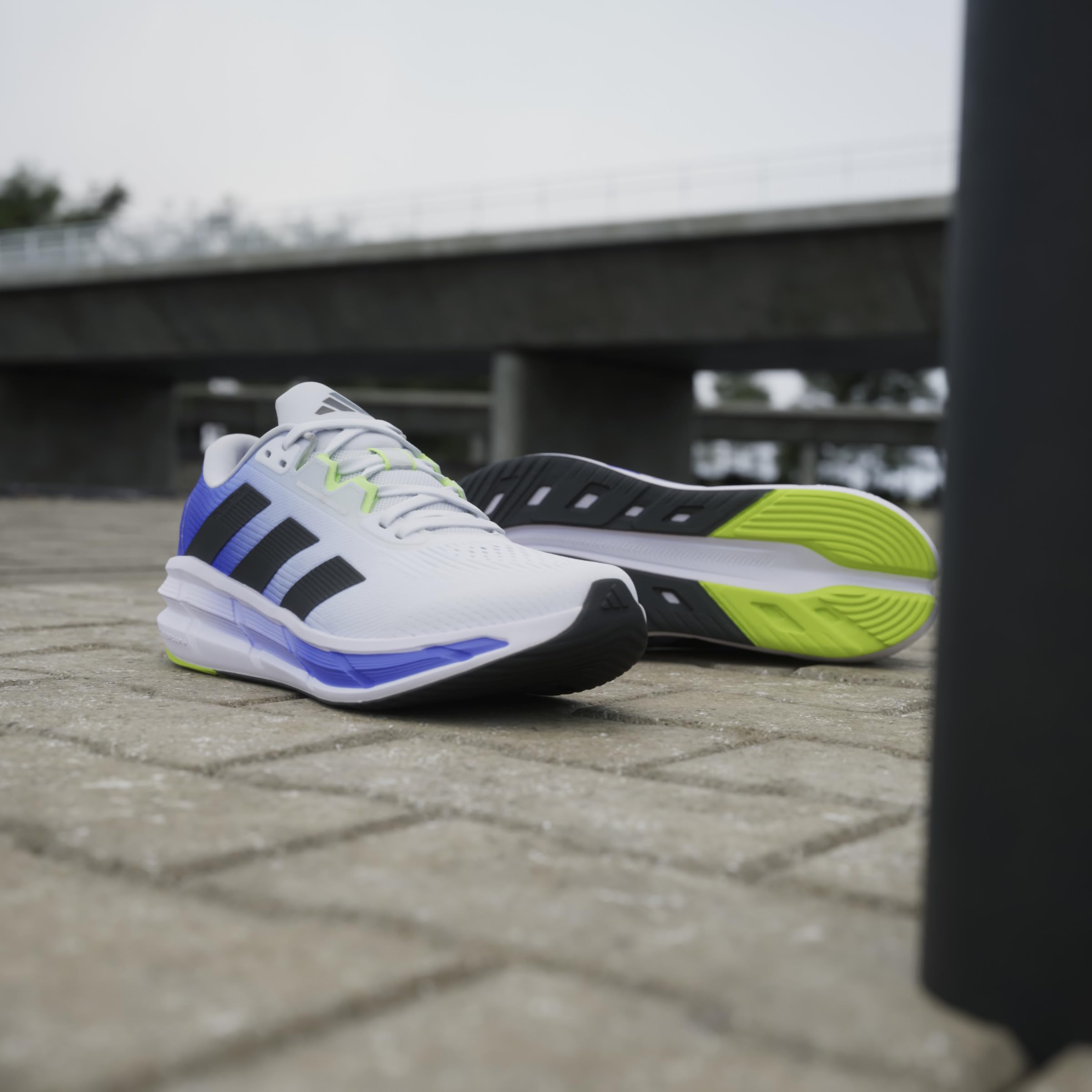 adidas Mężczyźni Questar 3 RunningAdidasy