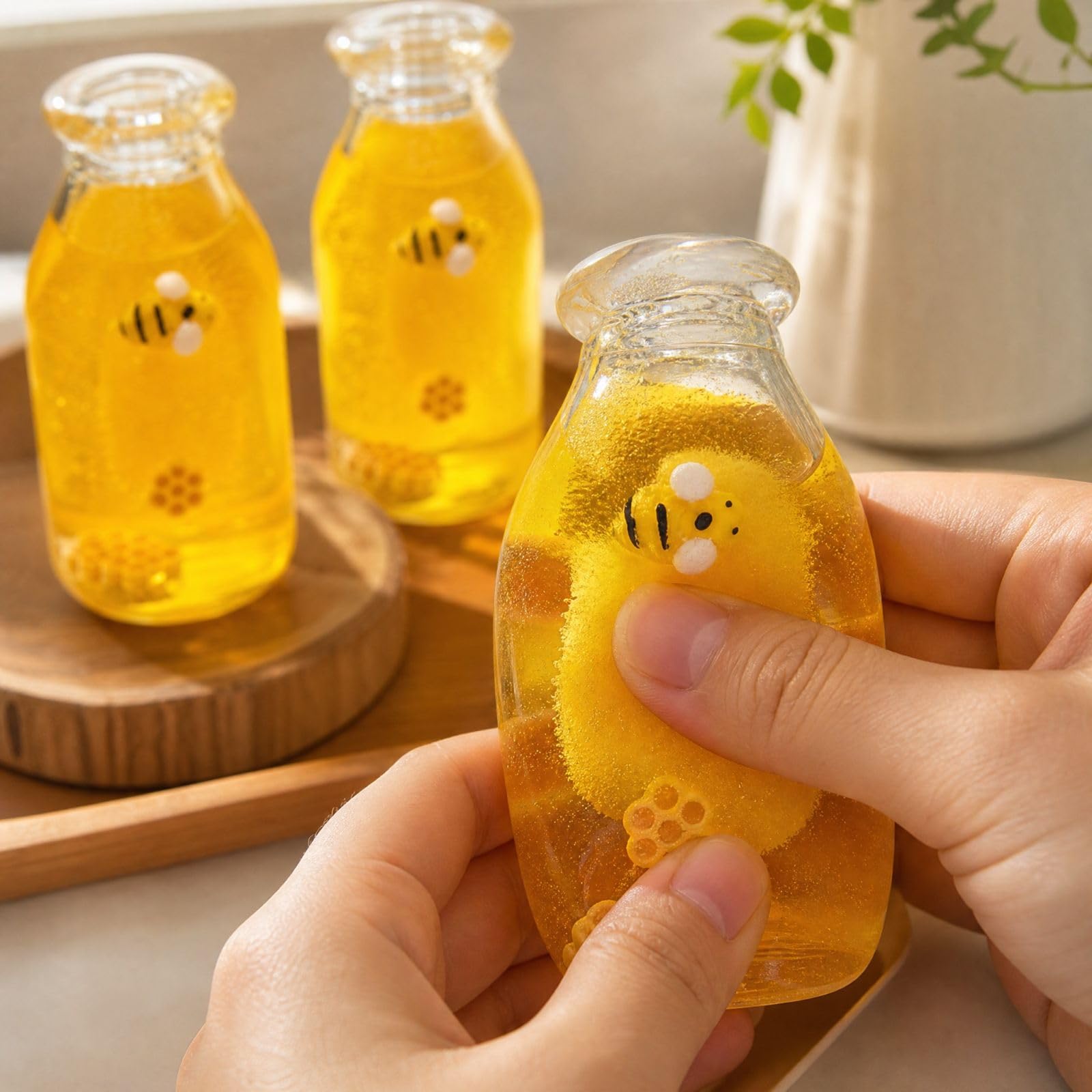 Honey Bottle Bee Squishy, Transparent Simulation Honey Jar Squishy