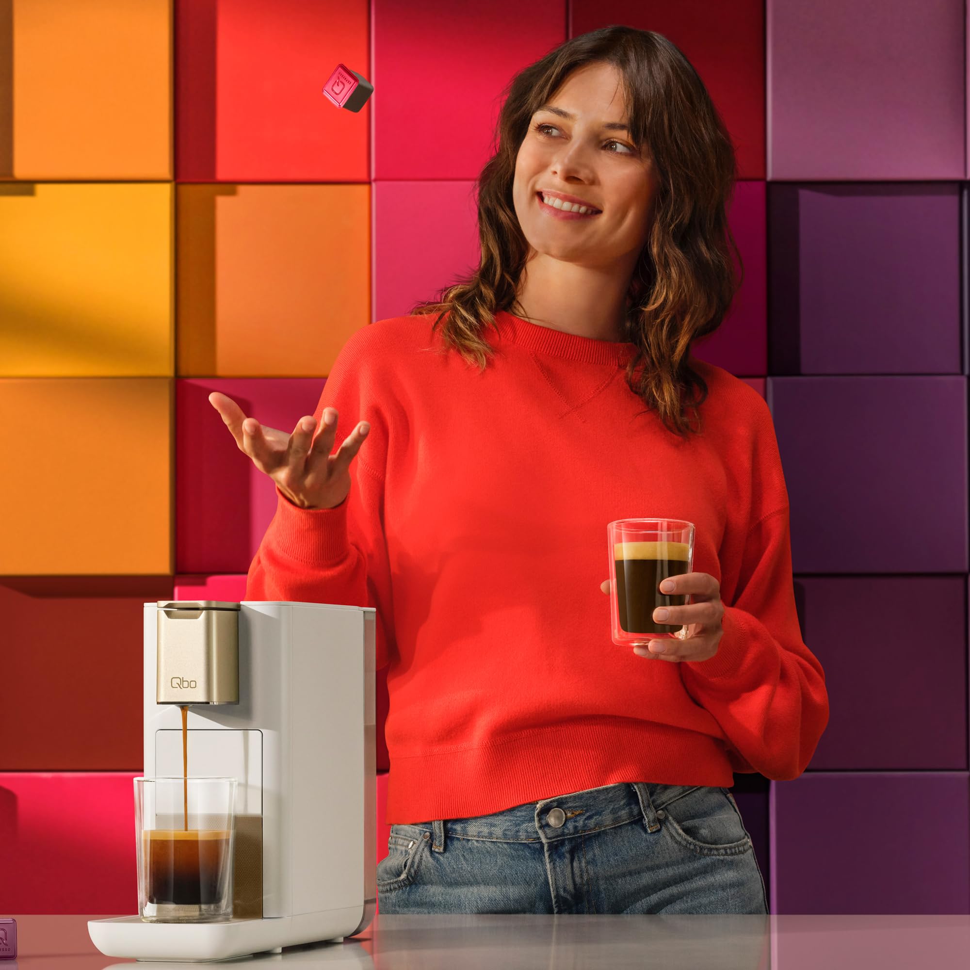Tchibo Qbo Caffè Crema Minas Verde Premium Kaffeekapseln, 81 Stück - 3x27 Kapseln (Caffè, Intensität 8/10, vollmundig und würzig), nachhaltig & aus 70% nachwachsenden Rohstoffen¹