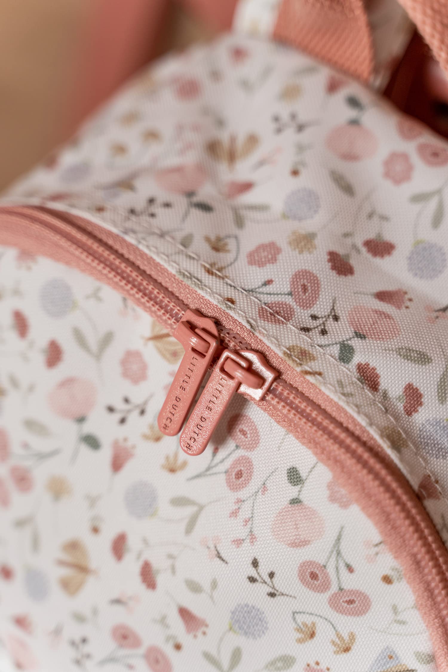 Tiamo Mochila Little Dutch (29 x 22,5 x 12cm) Ideal para la Guardería e Infantil. Diferentes Diseños