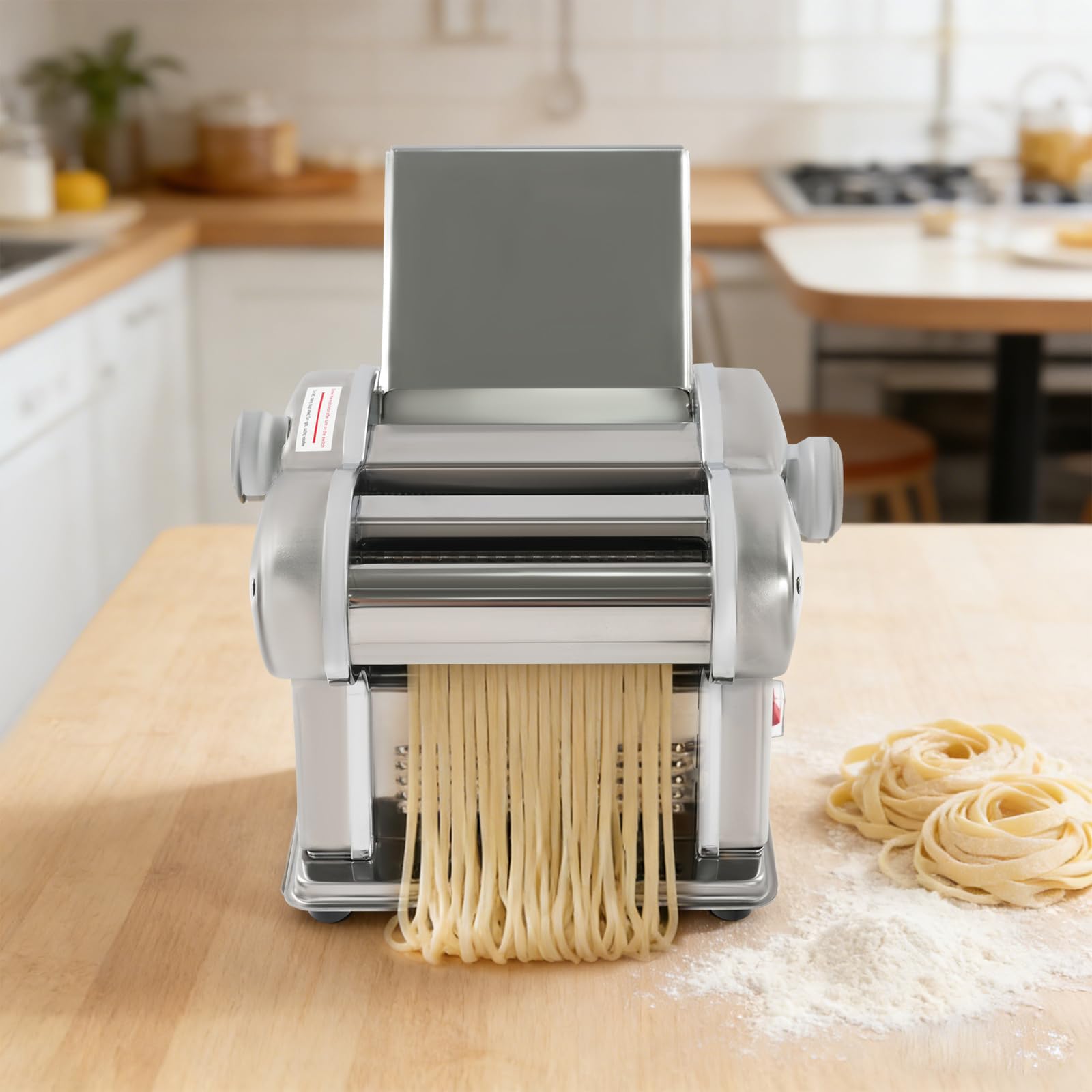 Elektrische Nudelmaschine 135W Edelstahl mit 8 Dickenstufen, 2 Klingen | 1,5 & 4mm Klingen, 8 Dickenstufen 0,5-4mm, verbesserte Motorabdeckung, 4 rutschfeste Füsse, für hausgemachte Pasta