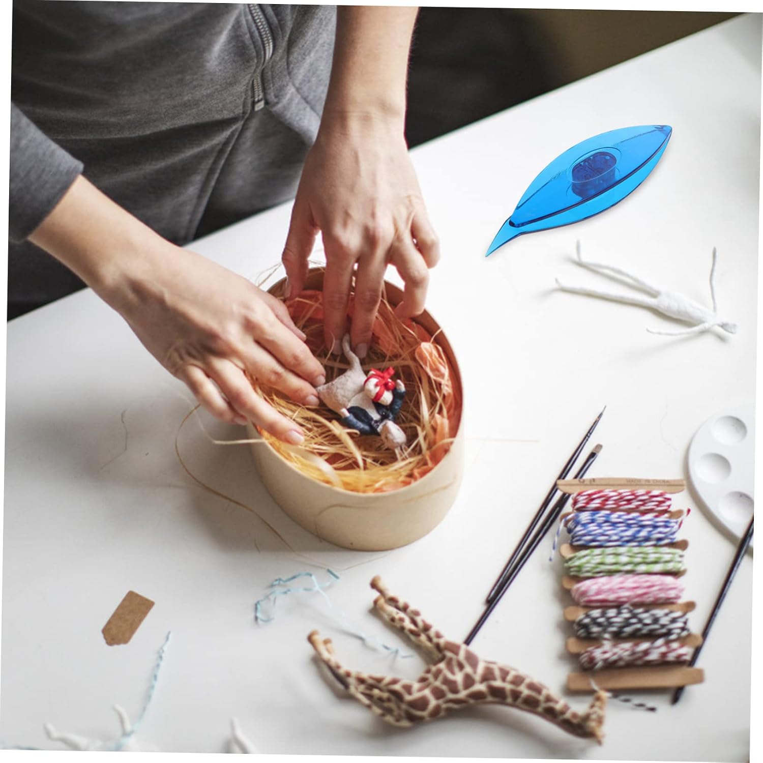 DOITOOL Lightweight Plastic Tatting Shuttles for Hand Lacemaking Craft Knitting