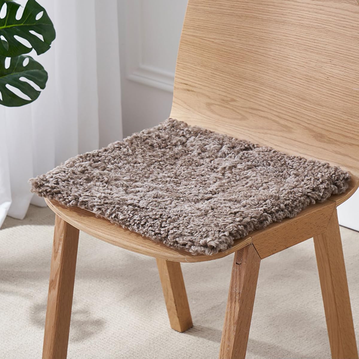 HC&WT Sheepskin Seat Cushion, Short Curly Fur Chair Pad Super Soft Car Seat Cover Non-Slip Natural Wool Rugs Office Desk Chair Stool Cushion (Brown,Square 35 * 35cm(13.7 * 13.7 inch))