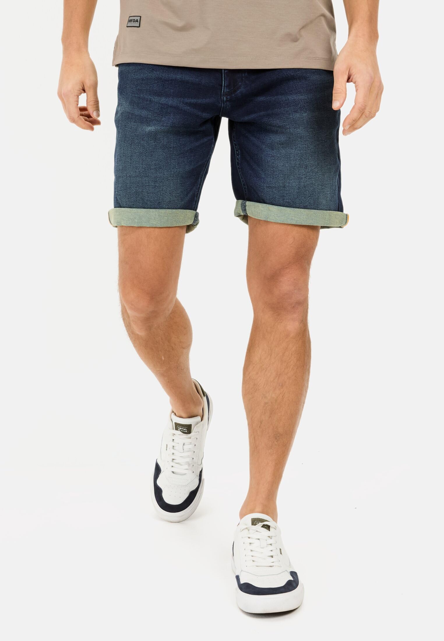 camel active Herren fleXXXactive® Jeansshorts im Regular Fit