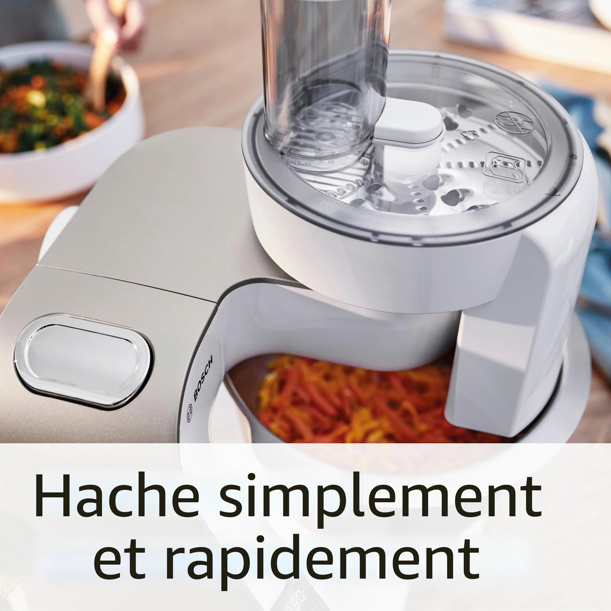 Robot pâtissier Bosch MUM5XW20 – Machine puissante 1000 W pour mélanger, pétrir & couper – 7 vitesses + turbo – Balance intégrée – 10 accessoires – Couleur : blanc/champagne