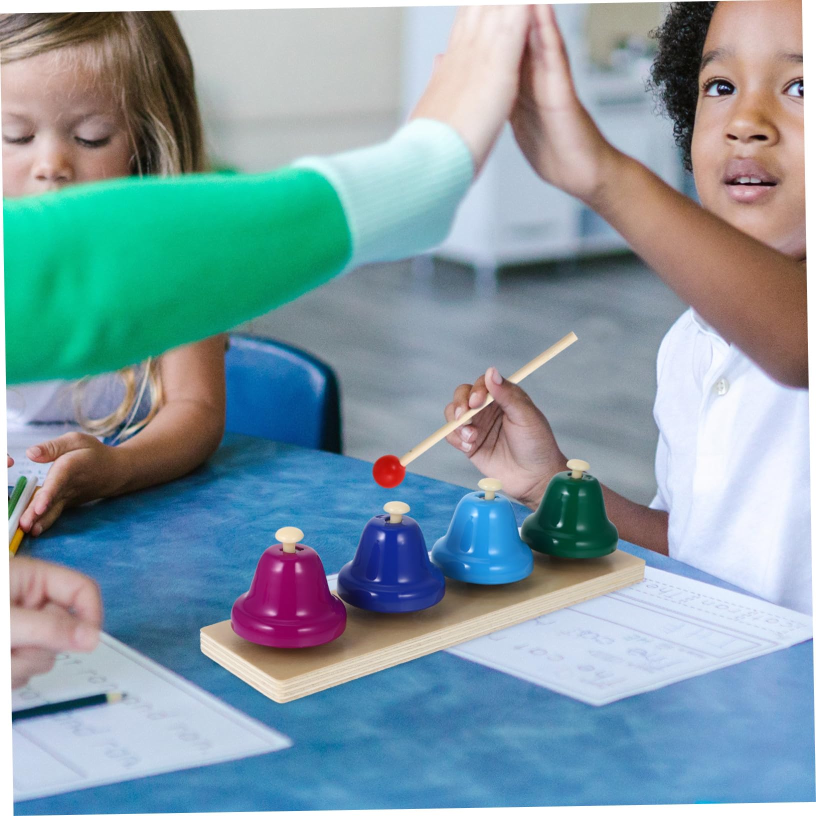 Juego de 2 Campanas de Mano de Instrumentos de Percusión para Niños, Juguetes Musicales de Madera Portátiles Tonos Variados para Desarrollo Sensorial y Habilidades Motoras
