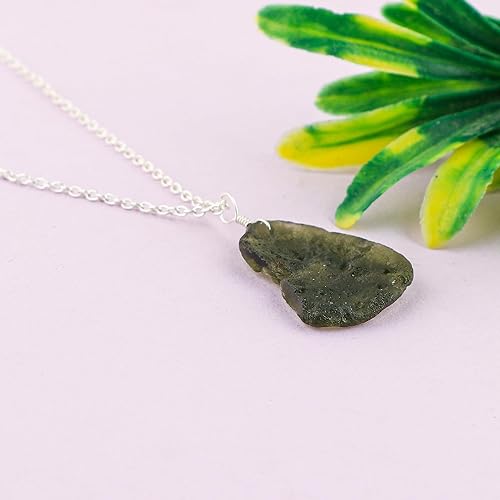 Miniatura 3 de Crystalines Natural Raw Chrome Sphene Gemstone Pendant Necklace, Rough Titanite Sphene Stones Pendant, Handmade Jewelry, Chakra & Healing Crystals,