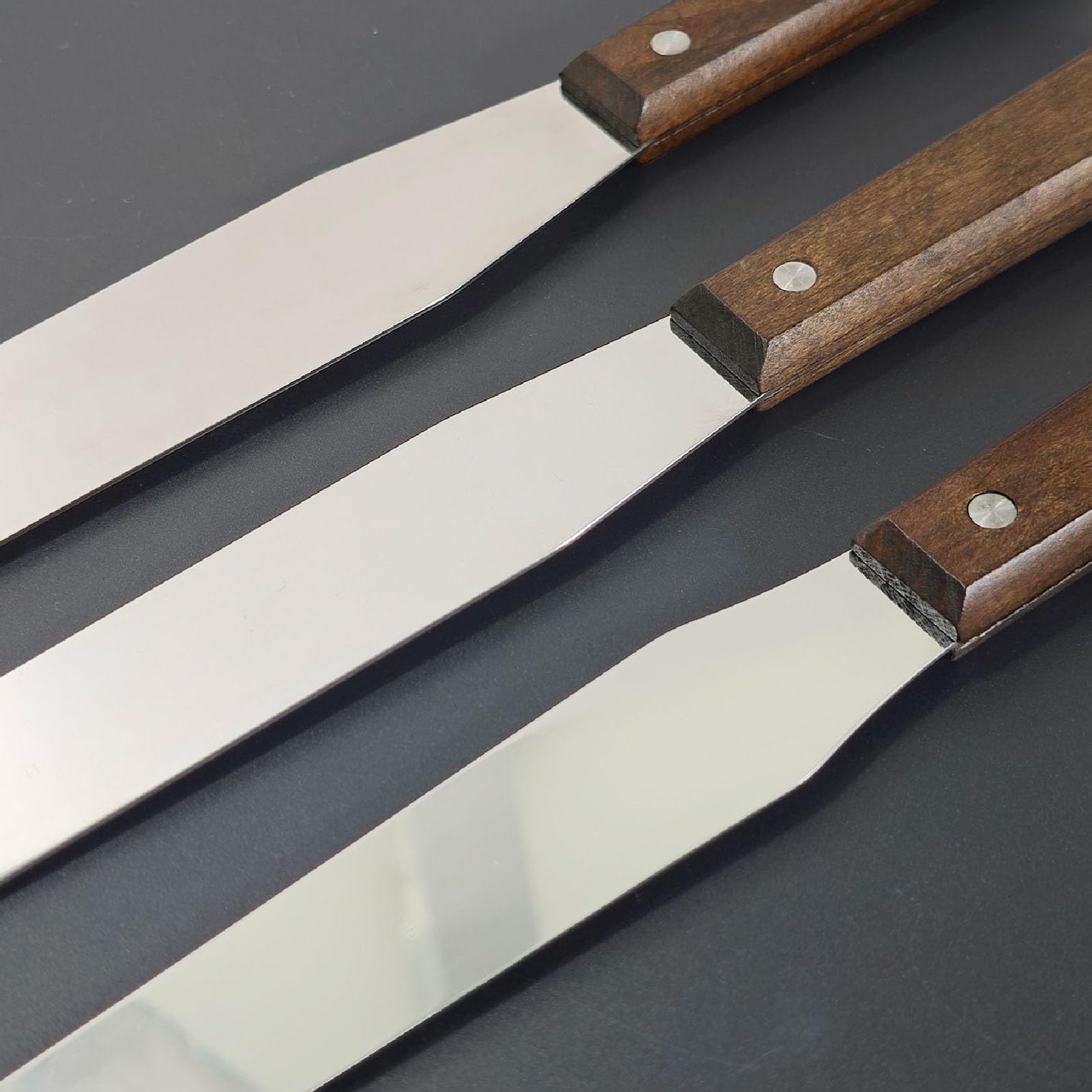 Luocute Espátula para Glaseado Recta, Herramienta de Decoración de Pasteles de Acero Inoxidable con de Madera para Hornear, Esparcir Glaseado, Postres, Pasteles, Pizzas, Espátulas