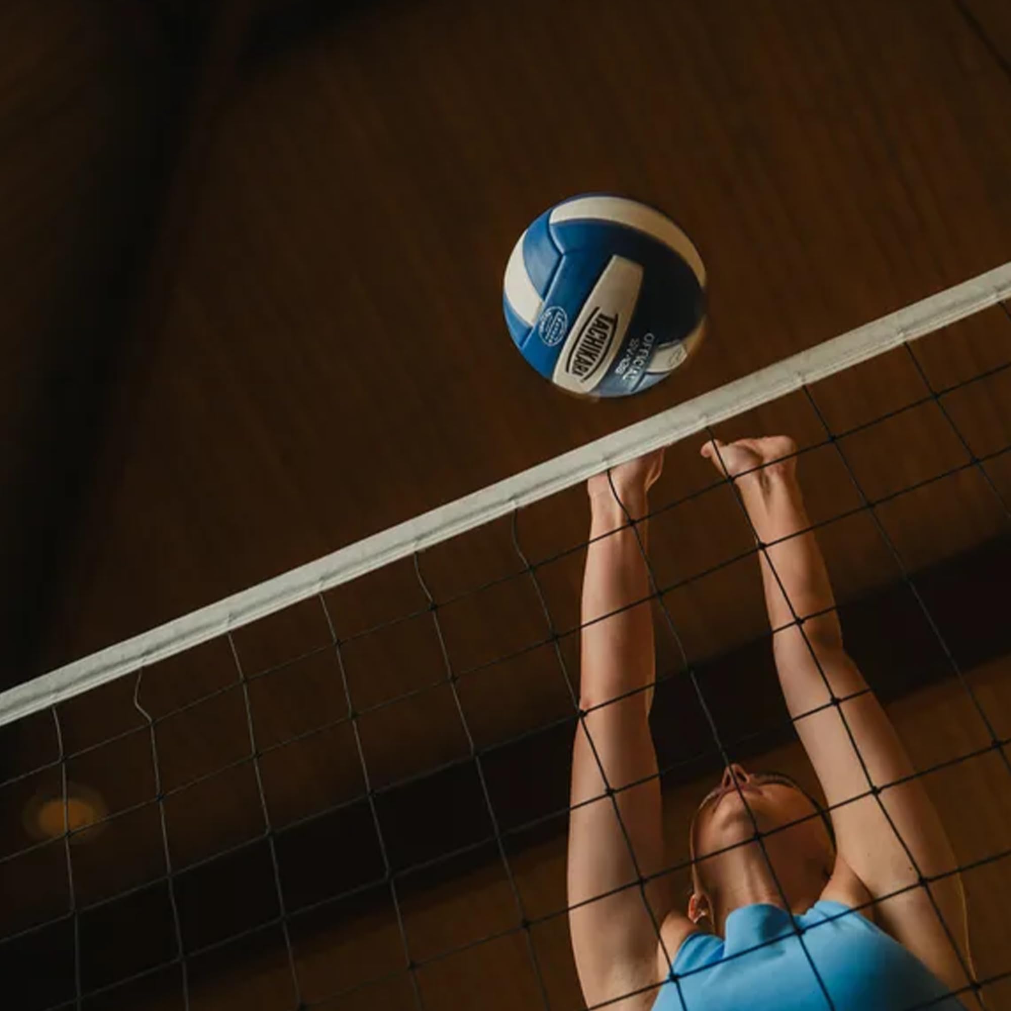 Tachikara Volleyball aus Verbundleder in institutioneller Qualität, Königsweiß