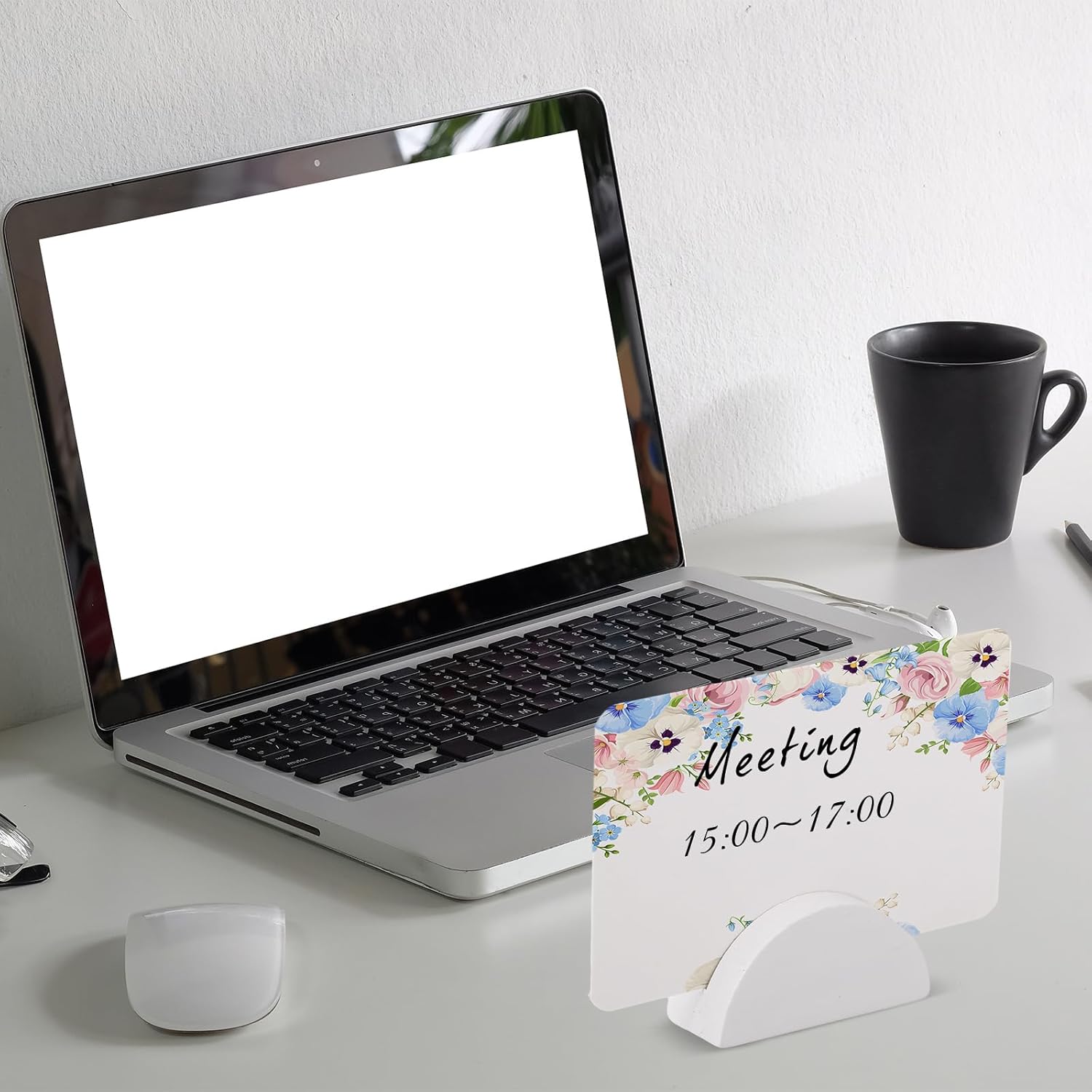 24 Pcs White Table Number Stands Wooden Small Size Lightweight Table Name Holder Semicircular Design Place Cardholders Office Tag Photo Menu Wedding Banquet Birthday Party Restaurant