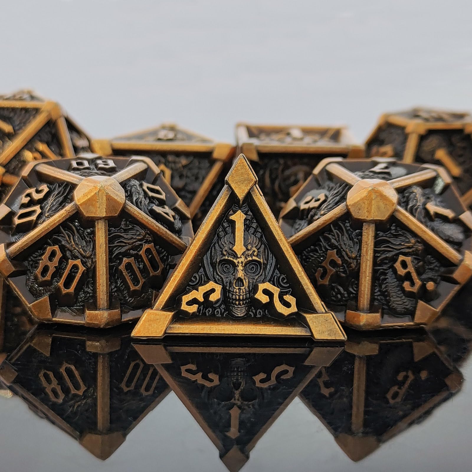 ORUZA Set di 7 dadi in metallo DND, dadi poliedrici D&D, dadi da gioco in metallo, per dungeon e dragon, RPG MTG TTRPG Pathfinder, giochi da tavolo (oro vecchio)