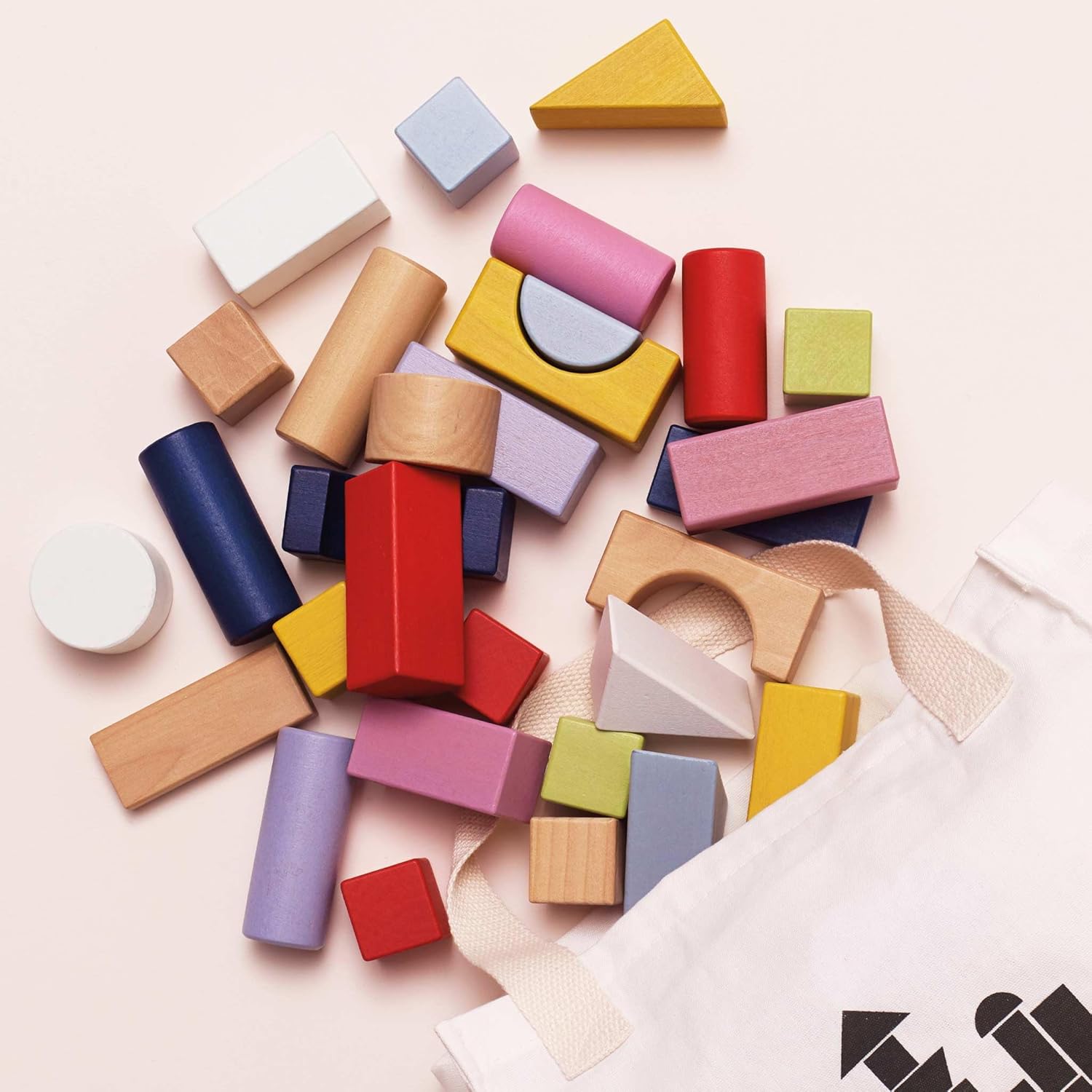 Le Toy Van - Educational Wooden Building Blocks 60 Piece Set Toy | Montessori Style Shape & Colour Development Toy - Suitable for 12 Months + (PL135)