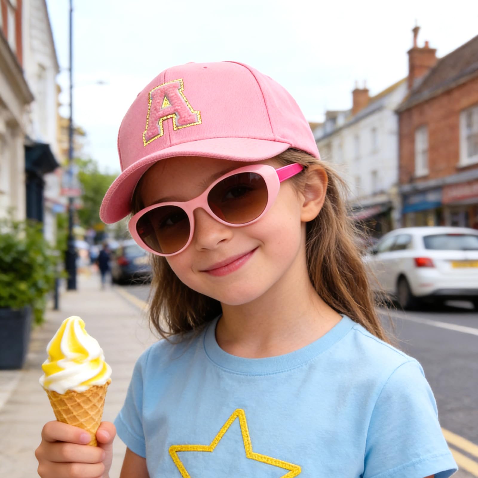 Gorra de Béisbol y Gafas de Sol para Niñas, Ajustable Gorra Trucker con Letras Bordadas Gafas de Sol Protección UV Sombrero de Verano para Niños 3 a 10 Años, para Exterior, Viaje y Playa