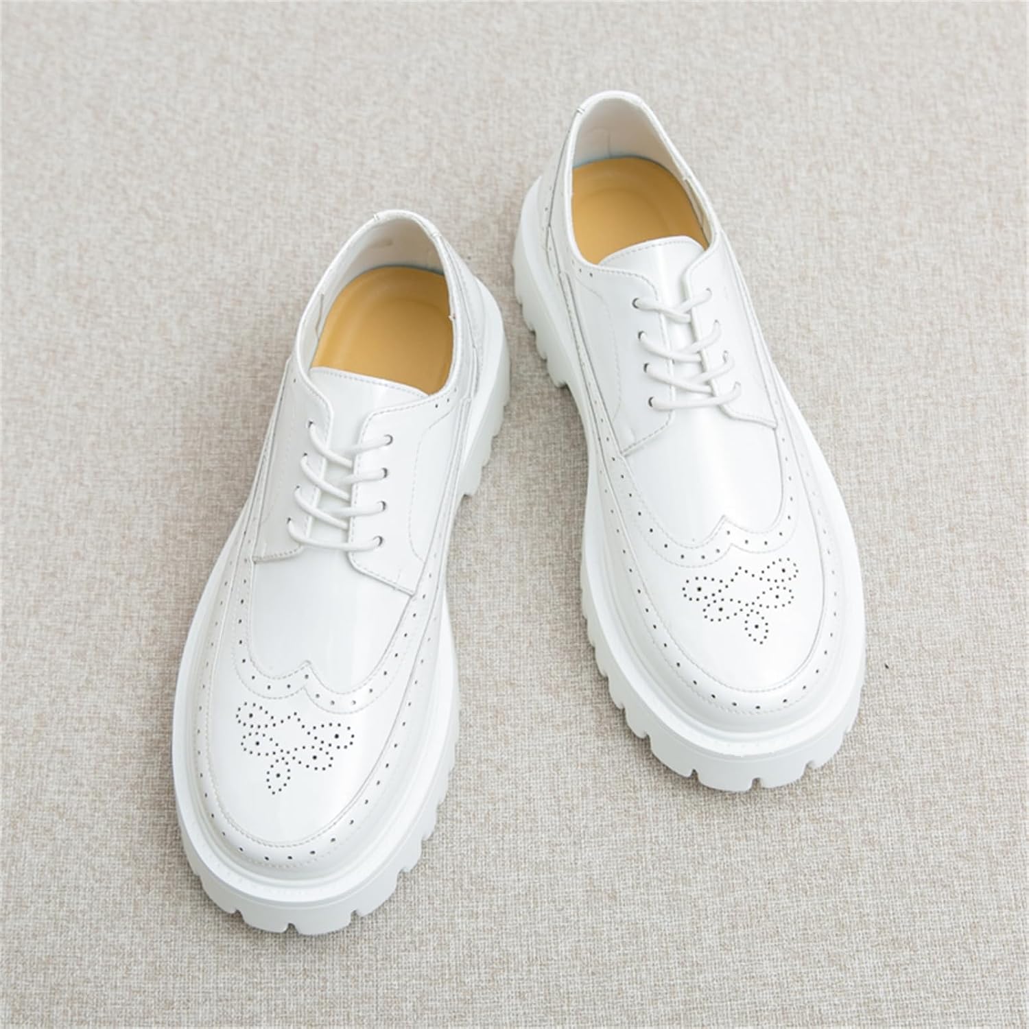 Men's Classic Patent Leather Platform Brogue Lace Up Dress Shoes Lace-Up Sneakers Lightweight Penny Formal Business Wedding Round Toe Moccasins Shoes