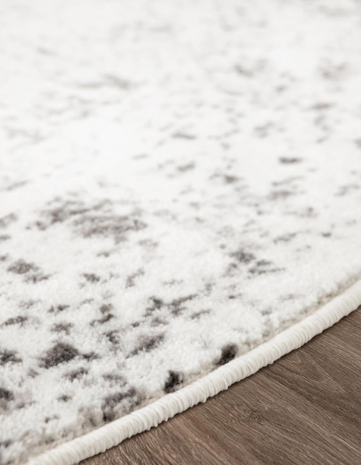 Unique Loom Sofia Collection Area Rug - Casino (3' 3" x 5' 3" Oval, Gray/ Beige)