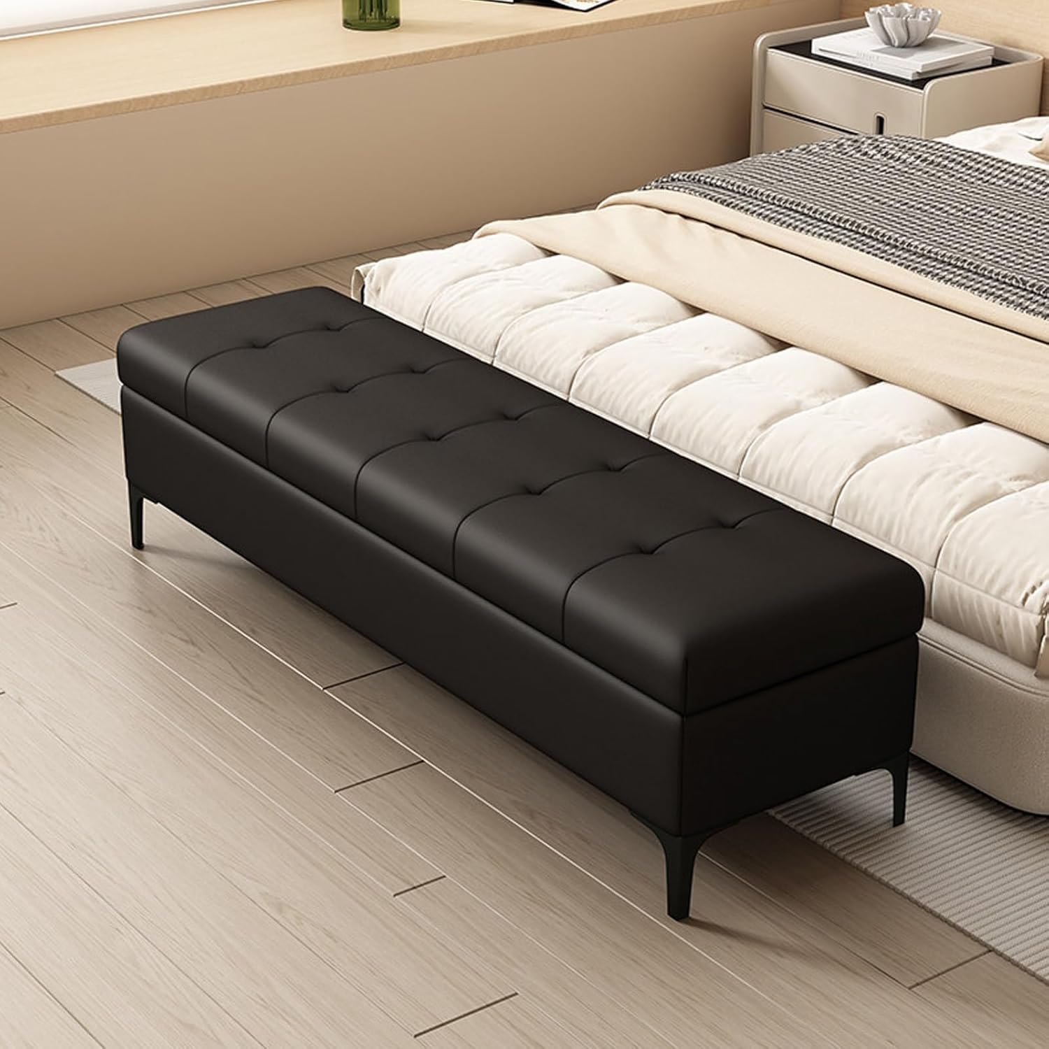 Banc rembourré en similicuir capitonné pour salon au design épuré