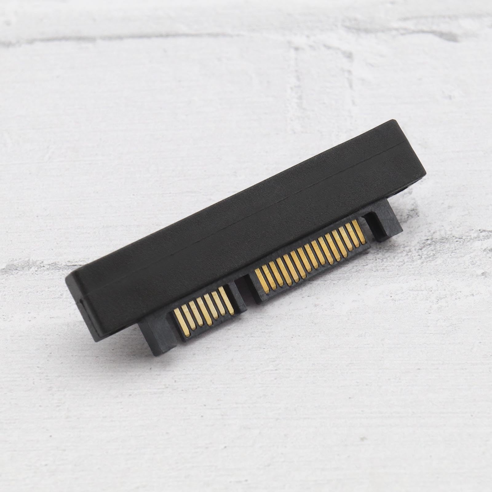 Store Lot De 2 Convertisseurs Inversés Sata 7 Broches À Angle