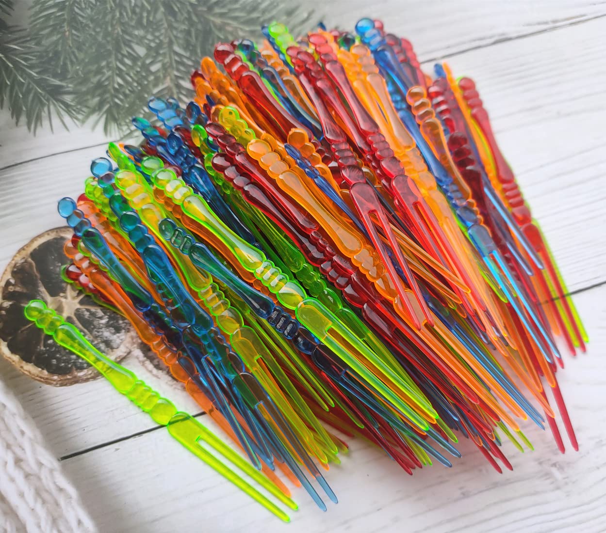 Honkenda Disposable Plastic Cocktail Picks, 400PCS Multicolor Fruit Forks — Amazon image 4