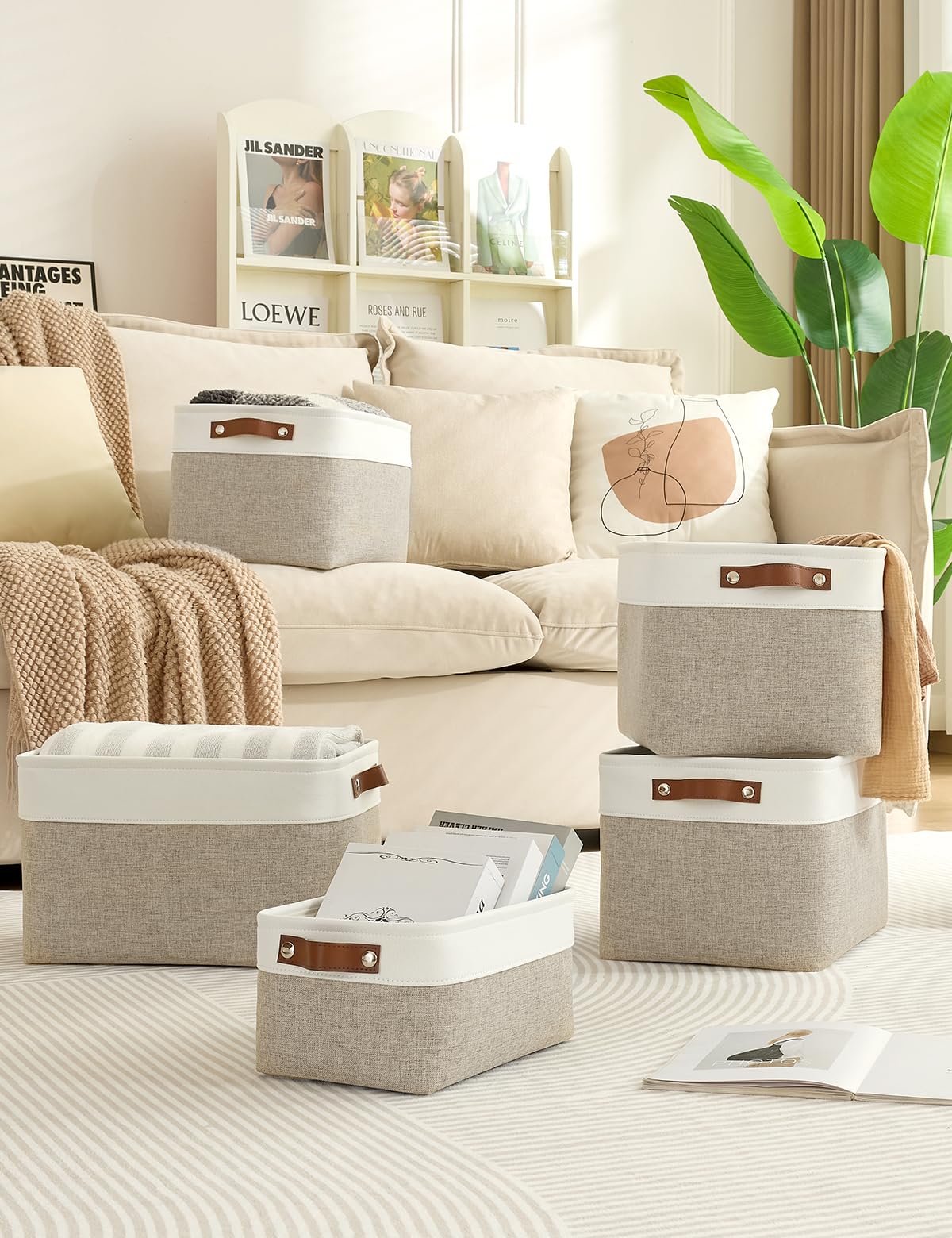 Bagnizer Lot de 4 cubes de rangement pliables en tissu pour étagères et armoire (33 cm) – Paniers organisateurs avec poignées, boîte en toile imperméable pour vêtements Beige & Blanc